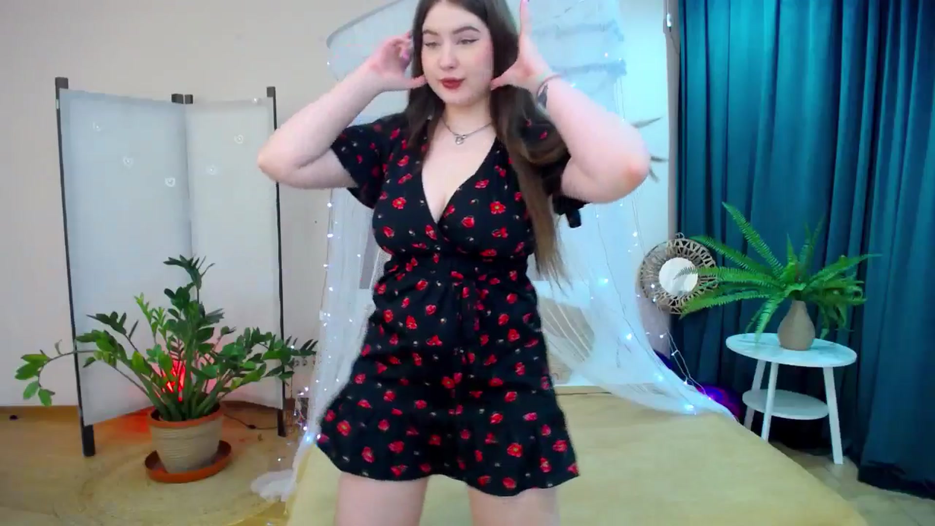 Gallery image thumbnail from AdmireMyEyes's myfreecams stream on, 03/08/2025, 20:47 image 11 of 20
