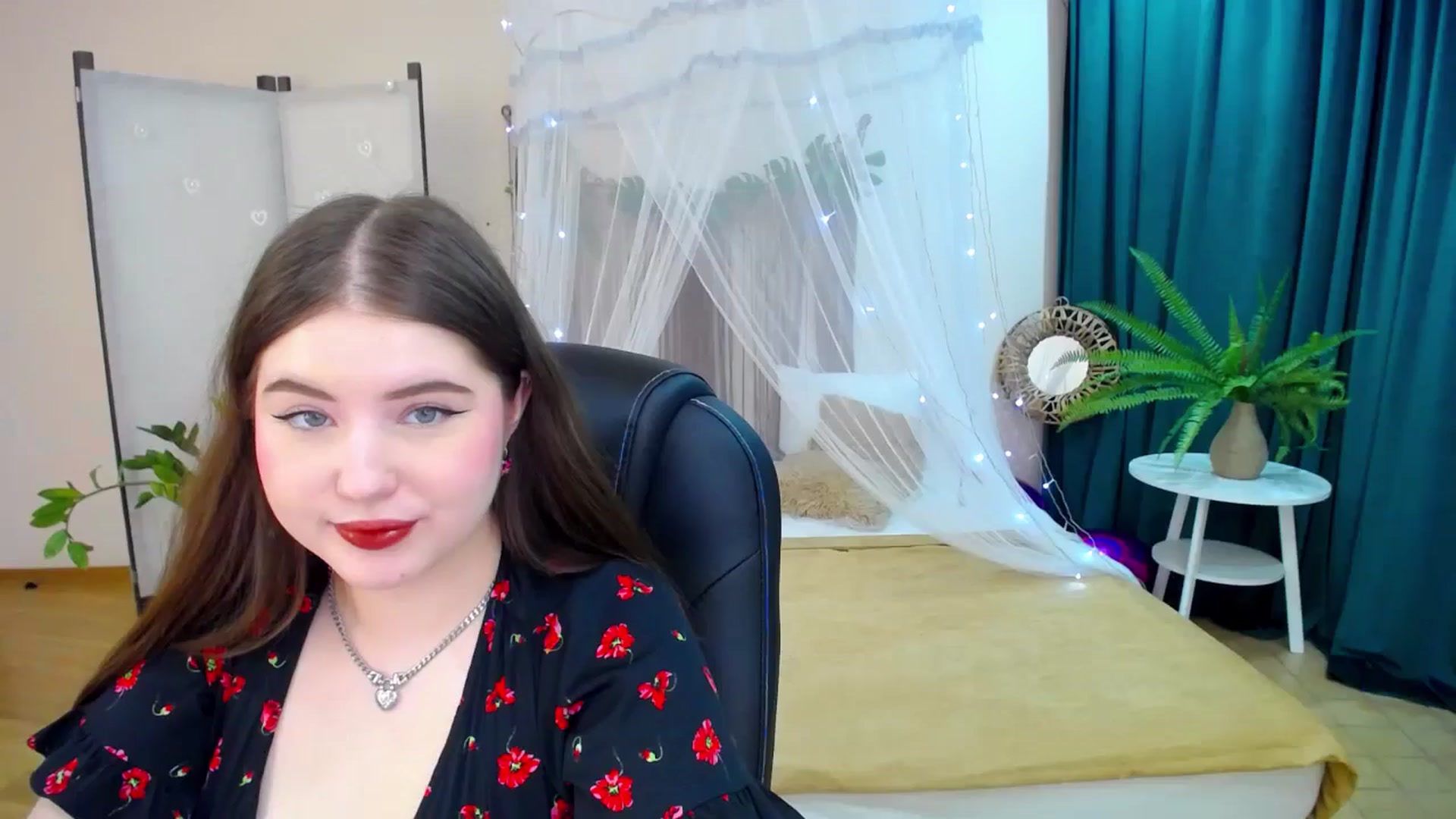 Gallery image thumbnail from AdmireMyEyes's myfreecams stream on, 03/08/2025, 20:47 image 5 of 20