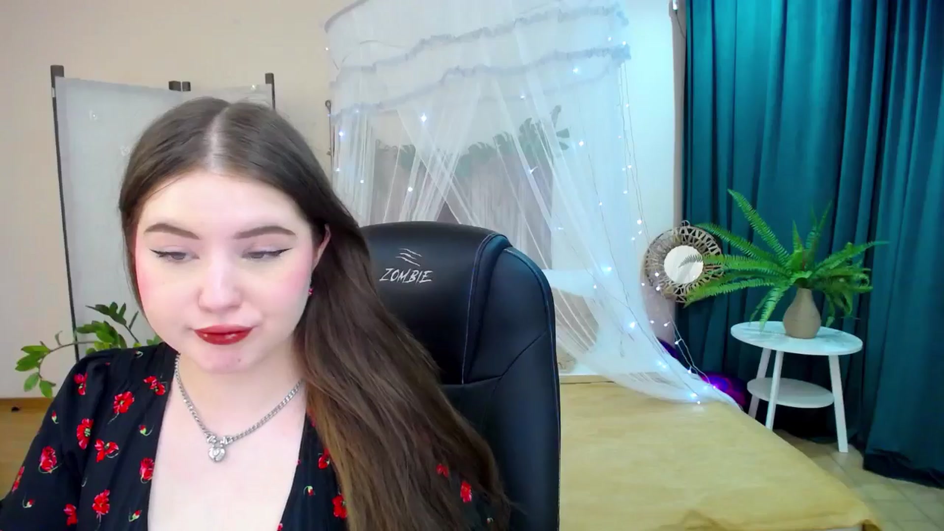 Gallery image thumbnail from AdmireMyEyes's myfreecams stream on, 03/08/2025, 20:47 image 16 of 20