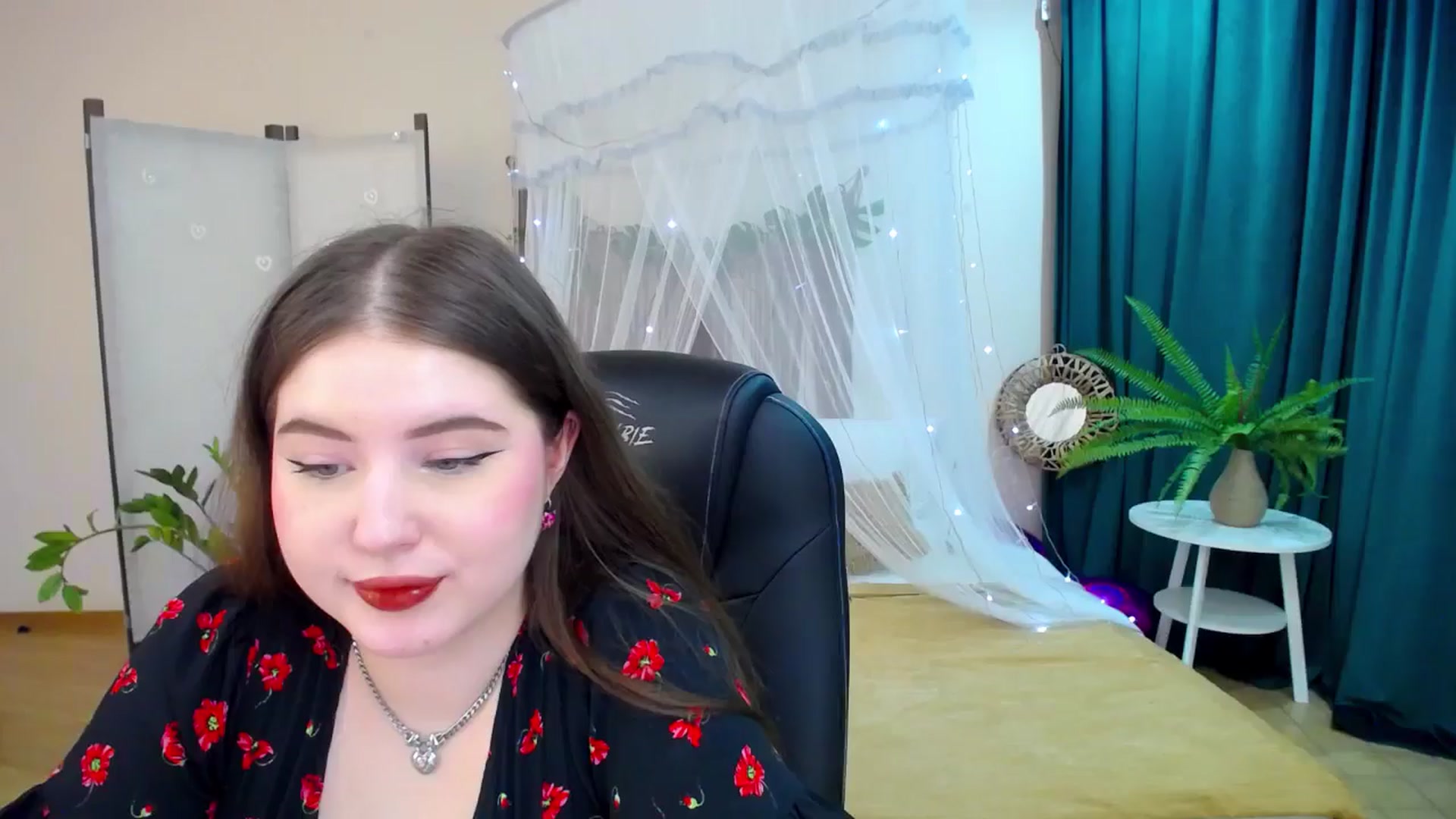 Gallery image thumbnail from AdmireMyEyes's myfreecams stream on, 03/08/2025, 23:39 image 17 of 20