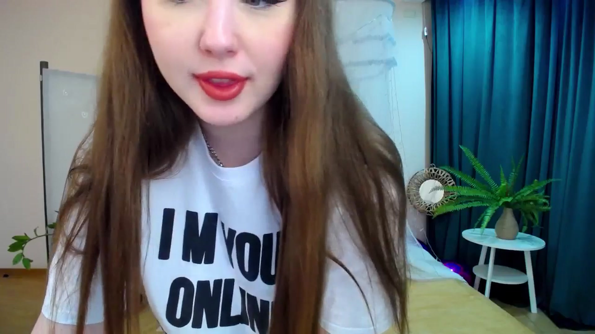 Gallery image thumbnail from AdmireMyEyes's myfreecams stream on, 03/09/2025, 19:00 image 20 of 20