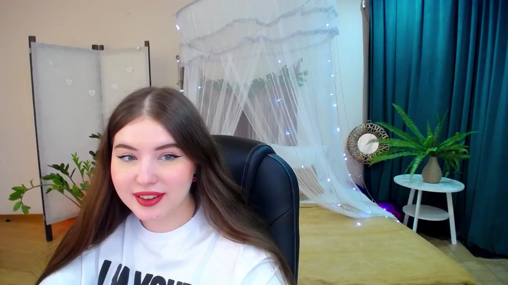Gallery image thumbnail from AdmireMyEyes's myfreecams stream on, 03/09/2025, 21:47 image 1 of 20