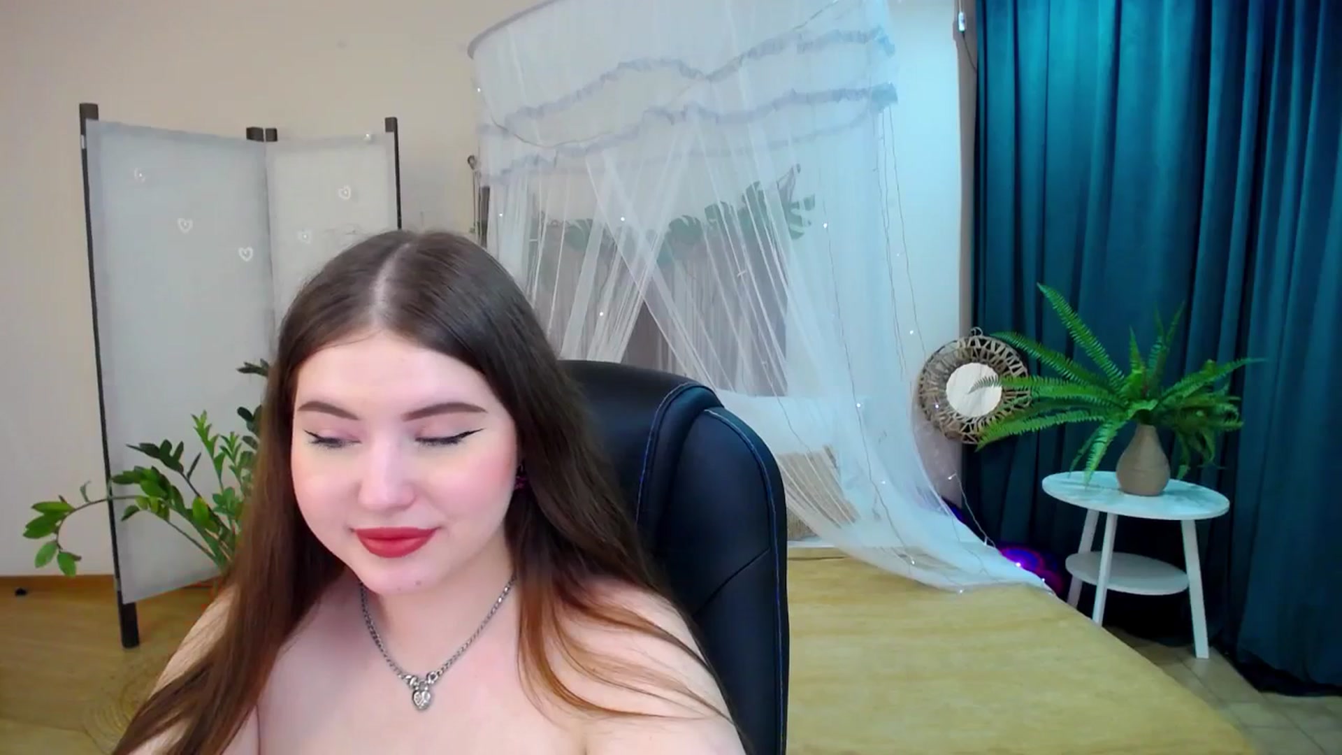 Gallery image thumbnail from AdmireMyEyes's myfreecams stream on, 03/09/2025, 21:47 image 19 of 20