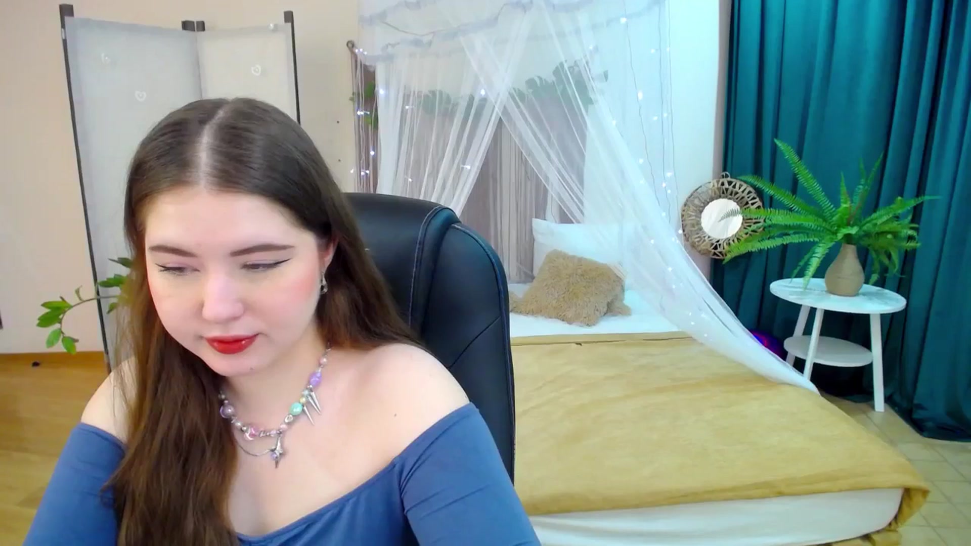 Gallery image thumbnail from AdmireMyEyes's myfreecams stream on, 03/11/2025, 19:48 image 6 of 20