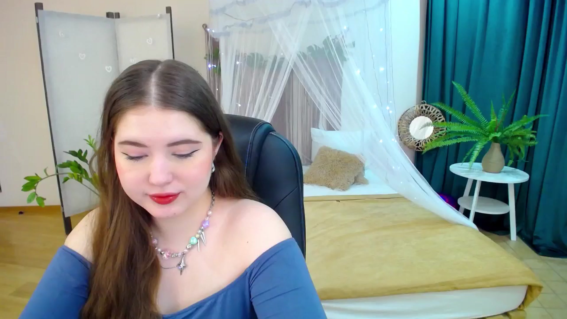 Gallery image thumbnail from AdmireMyEyes's myfreecams stream on, 03/11/2025, 19:48 image 5 of 20