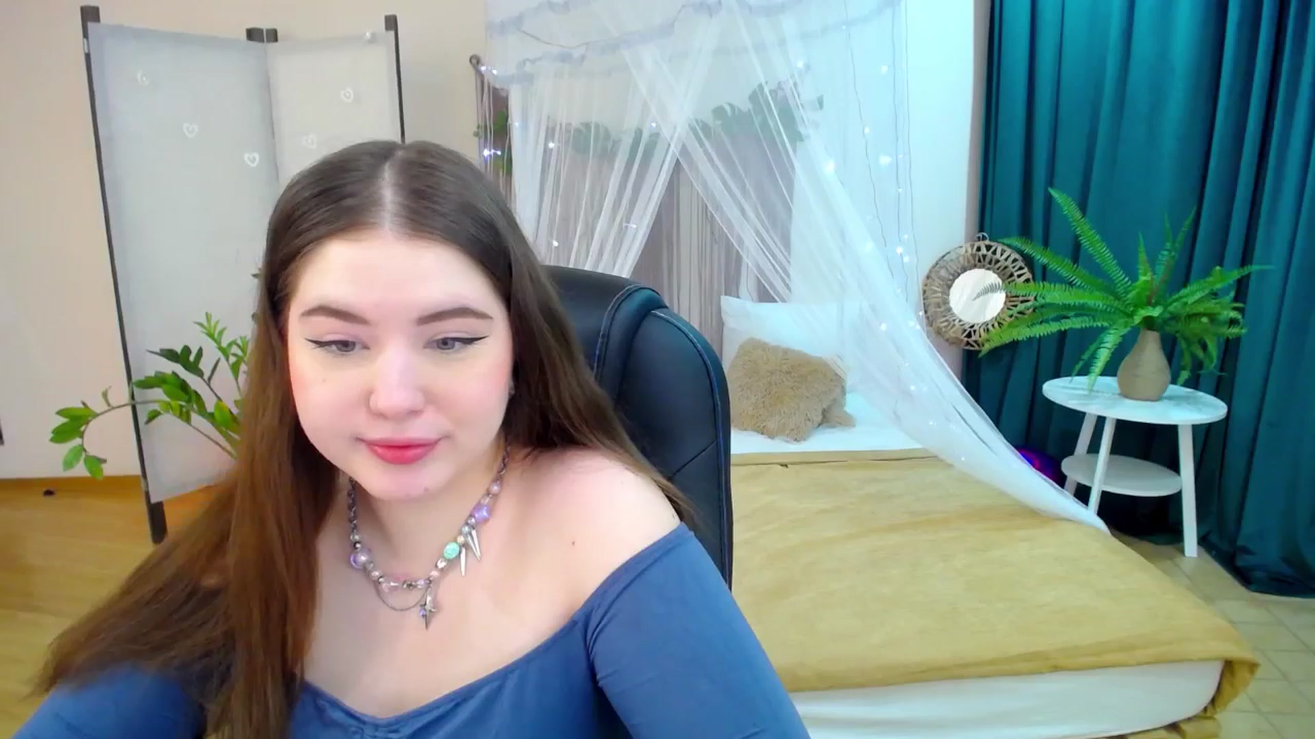 Gallery image thumbnail from AdmireMyEyes's myfreecams stream on, 03/11/2025, 19:48 image 2 of 20