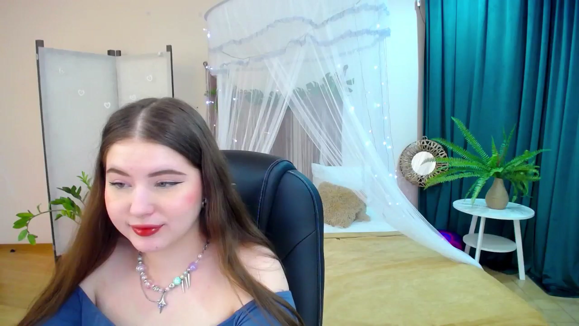 Gallery image thumbnail from AdmireMyEyes's myfreecams stream on, 03/11/2025, 20:56 image 11 of 20