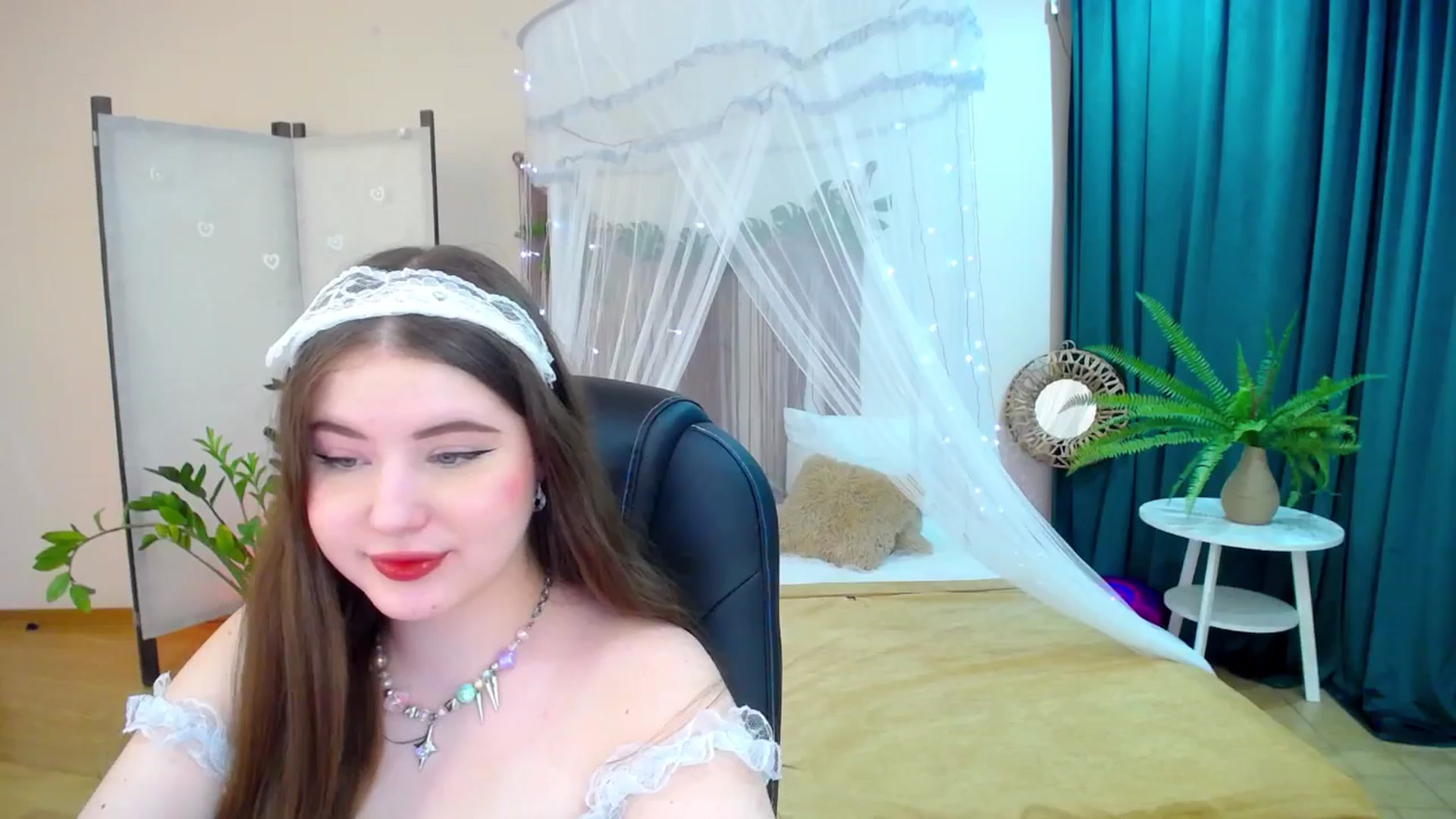 Gallery image thumbnail from AdmireMyEyes's myfreecams stream on, 03/11/2025, 20:56 image 19 of 20