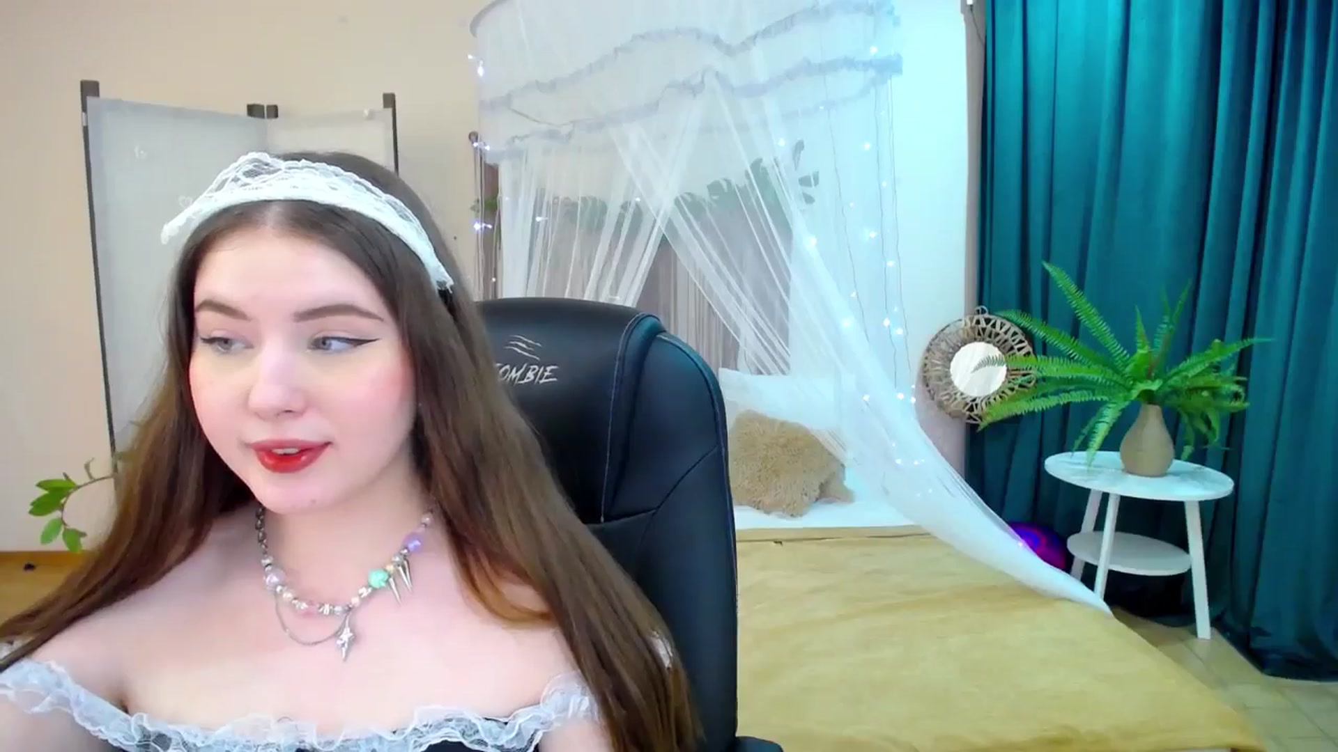 Gallery image thumbnail from AdmireMyEyes's myfreecams stream on, 03/11/2025, 21:46 image 18 of 20
