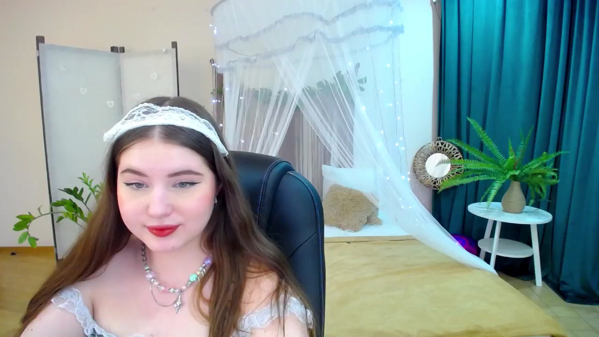 Gallery image thumbnail from AdmireMyEyes's myfreecams stream on, 03/11/2025, 21:46 image 20 of 20