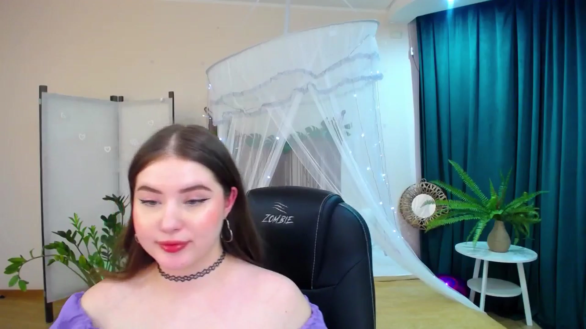 Gallery image thumbnail from AdmireMyEyes's myfreecams stream on, 03/14/2025, 07:47 image 18 of 20