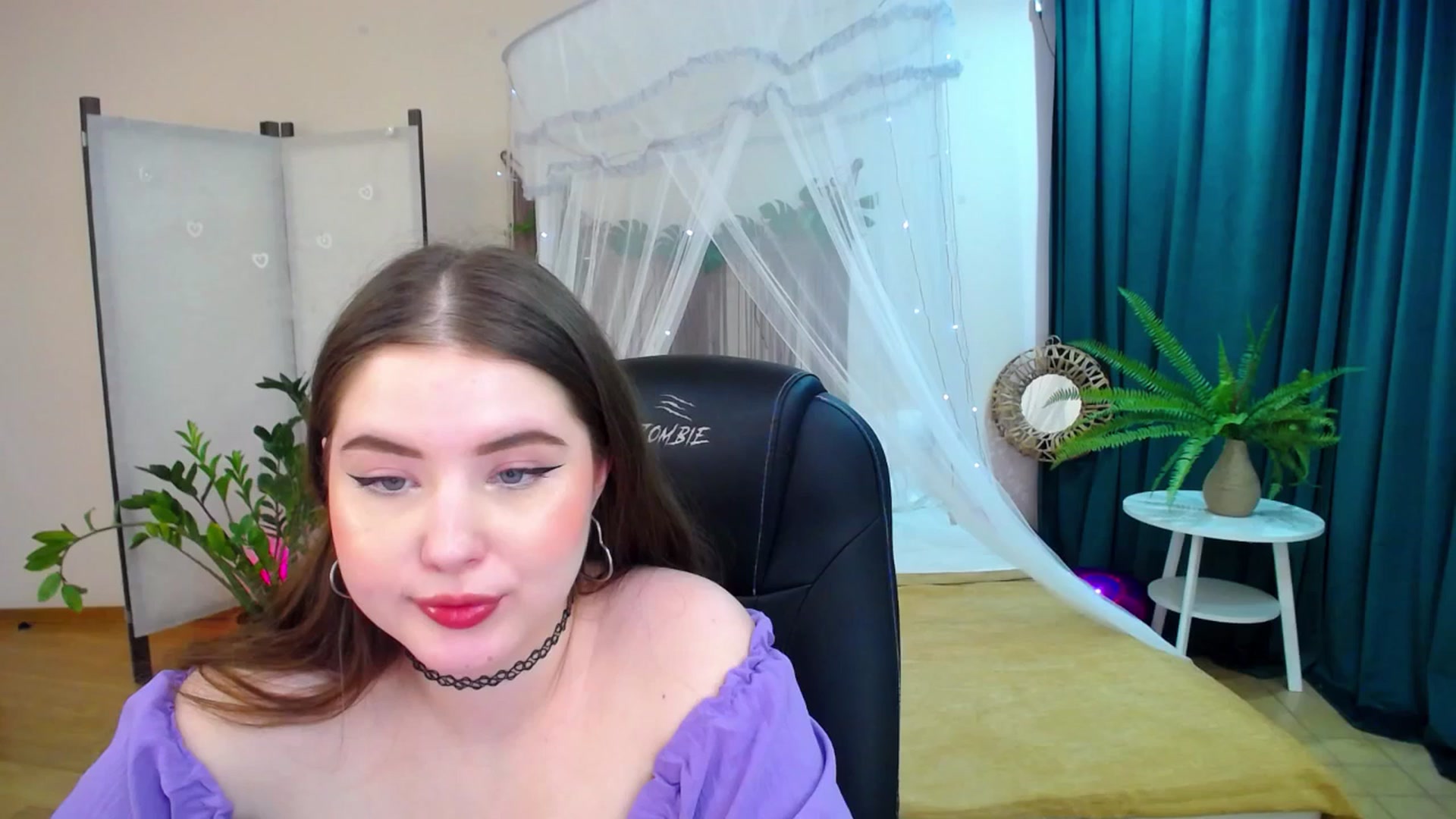 Gallery image thumbnail from AdmireMyEyes's myfreecams stream on, 03/14/2025, 07:47 image 20 of 20