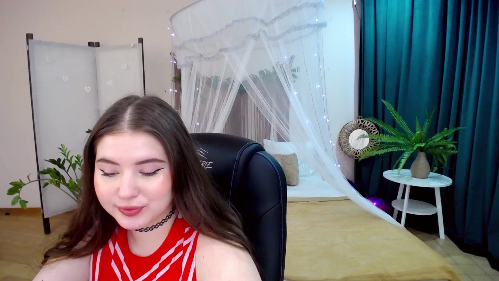 Gallery image thumbnail from AdmireMyEyes's myfreecams stream on, 03/14/2025, 10:22 image 20 of 20
