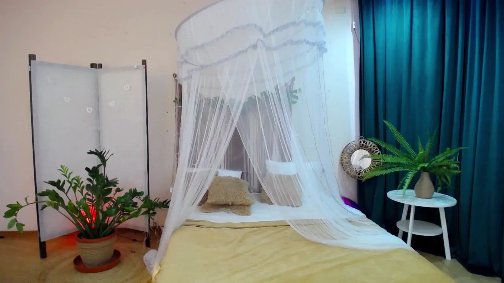 Gallery image thumbnail from AdmireMyEyes's myfreecams stream on, 03/15/2025, 09:47 image 8 of 20