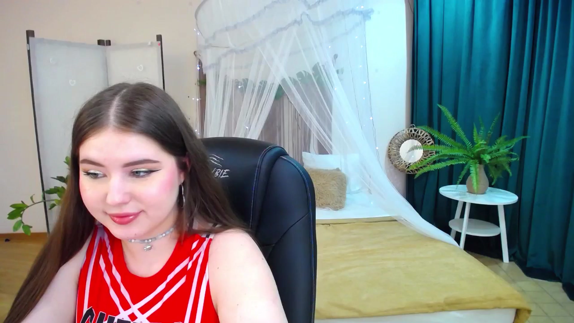 Gallery image thumbnail from AdmireMyEyes's myfreecams stream on, 03/17/2025, 23:14 image 20 of 20