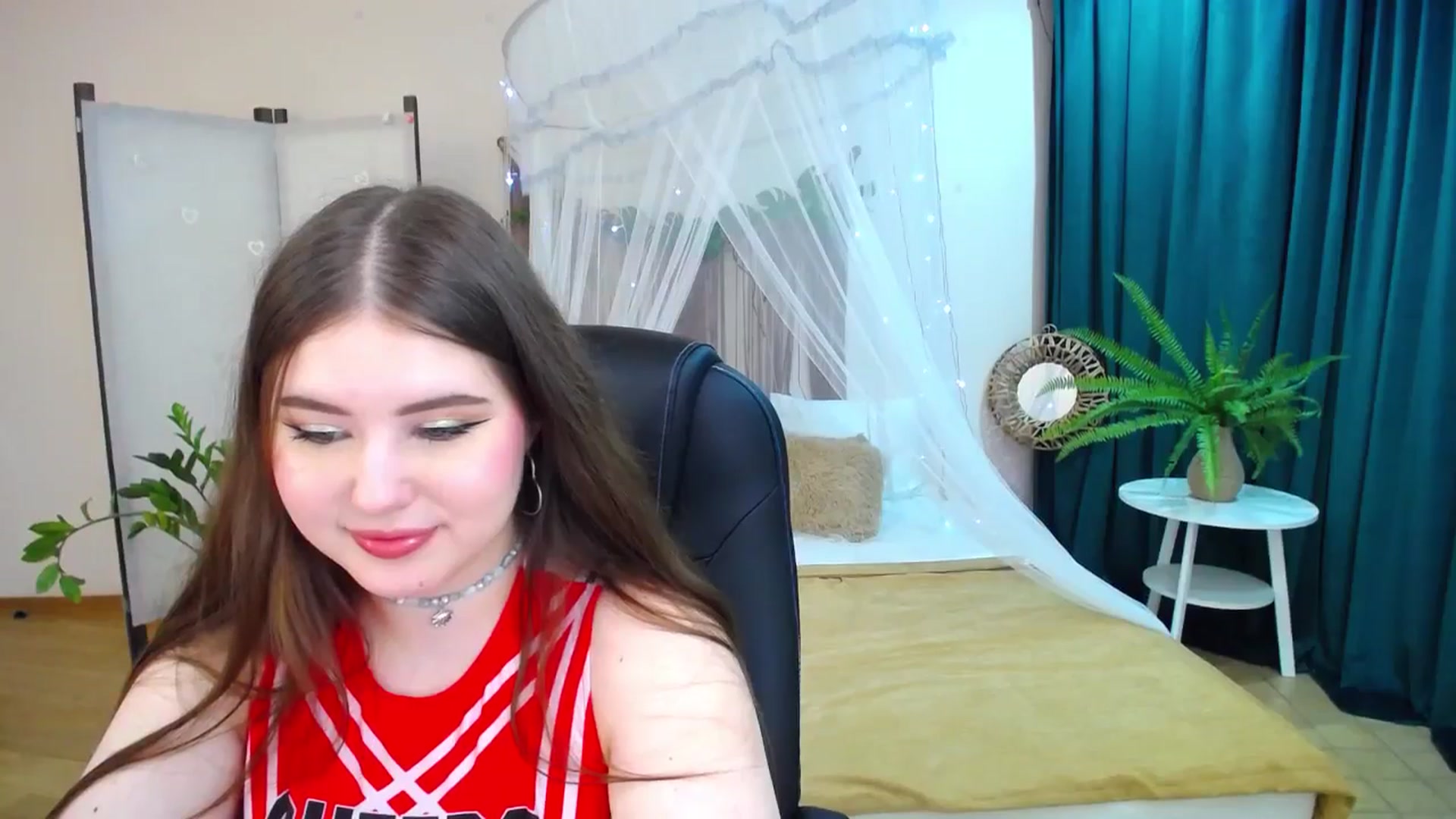 Gallery image thumbnail from AdmireMyEyes's myfreecams stream on, 03/17/2025, 23:14 image 9 of 20