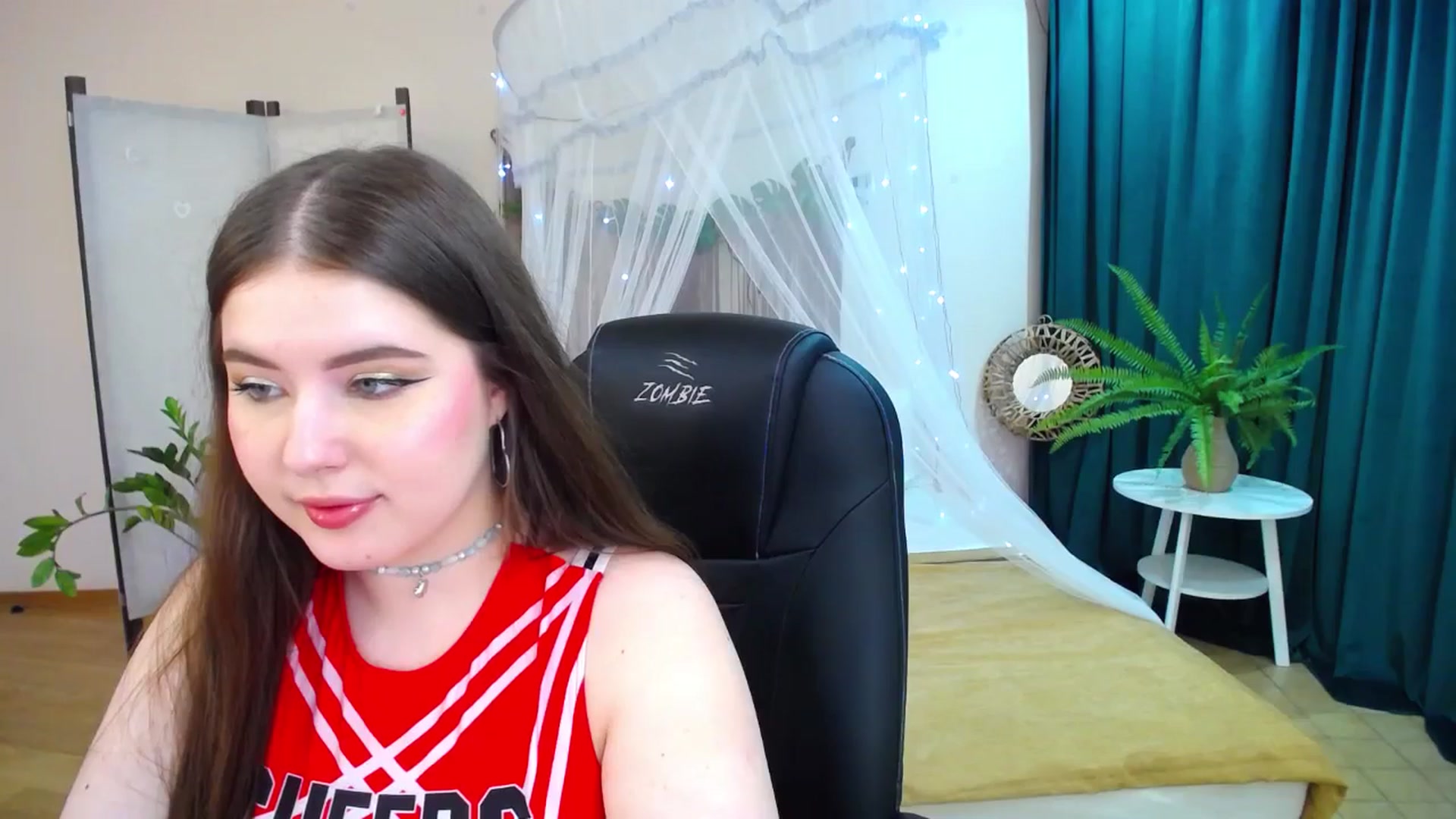 Gallery image thumbnail from AdmireMyEyes's myfreecams stream on, 03/17/2025, 23:14 image 16 of 20