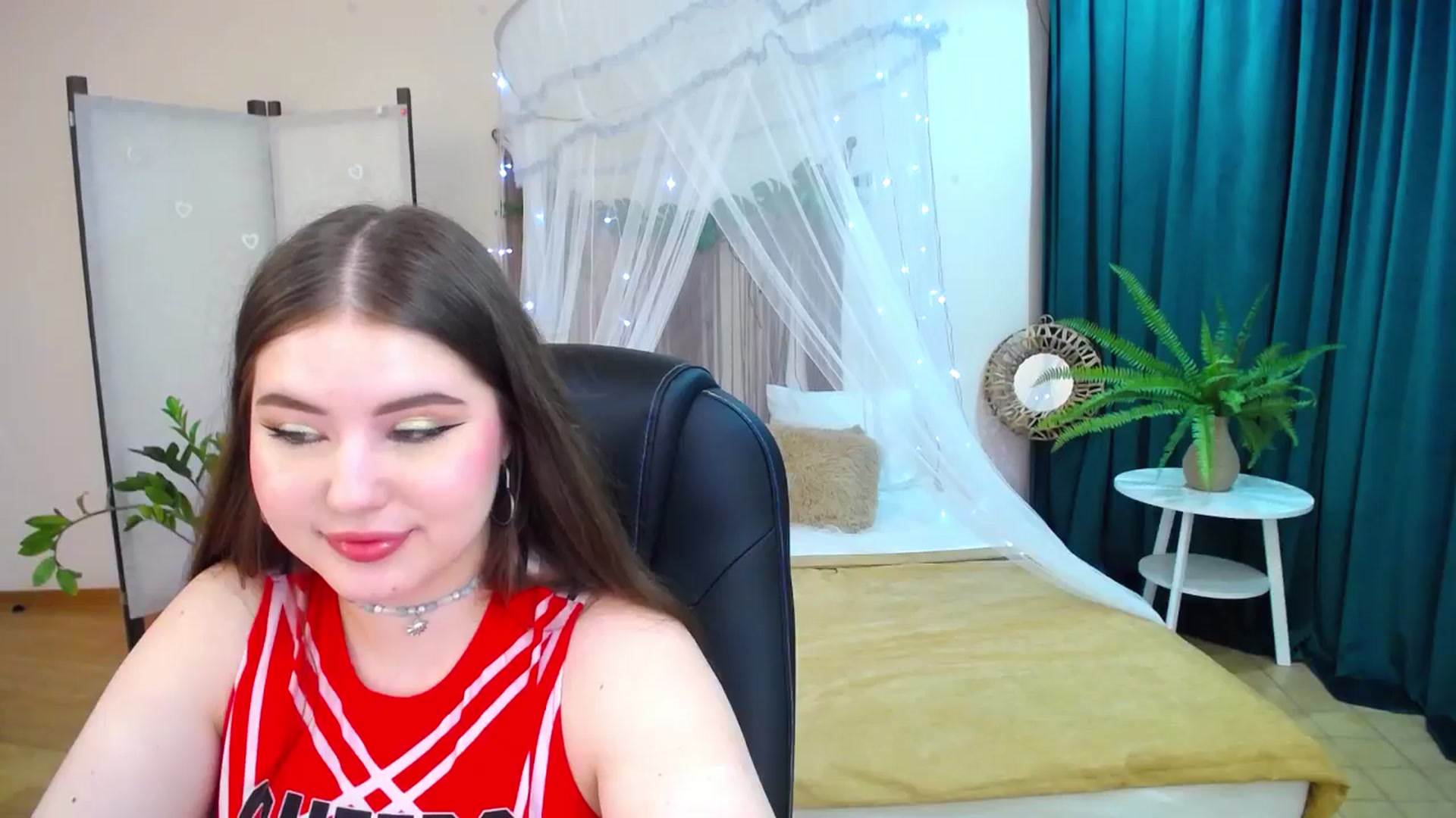 Gallery image thumbnail from AdmireMyEyes's myfreecams stream on, 03/17/2025, 23:14 image 17 of 20