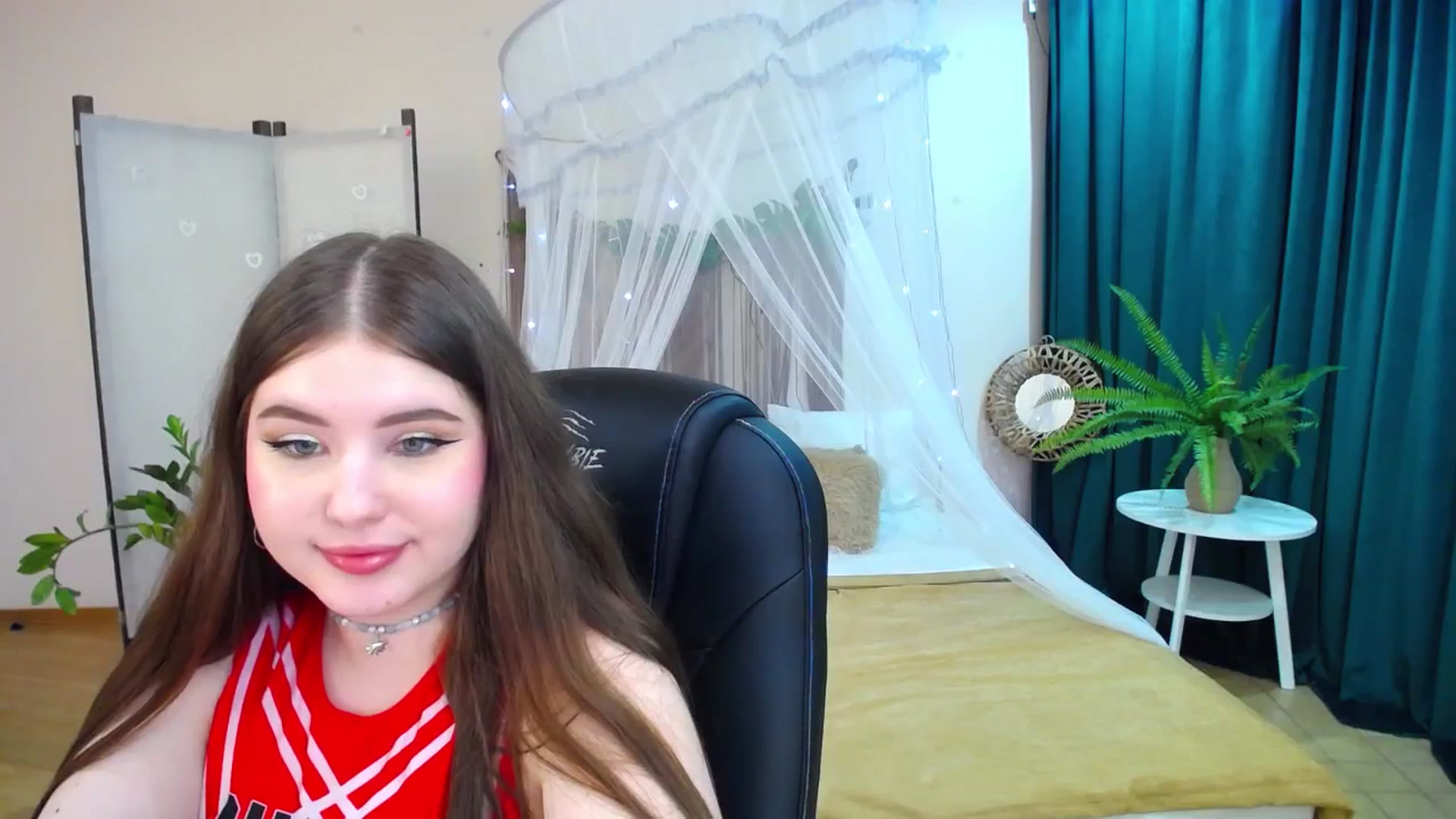 Gallery image thumbnail from AdmireMyEyes's myfreecams stream on, 03/17/2025, 23:47 image 18 of 20