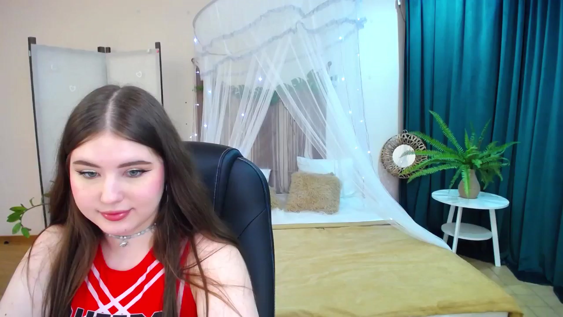 Gallery image thumbnail from AdmireMyEyes's myfreecams stream on, 03/17/2025, 23:47 image 15 of 20