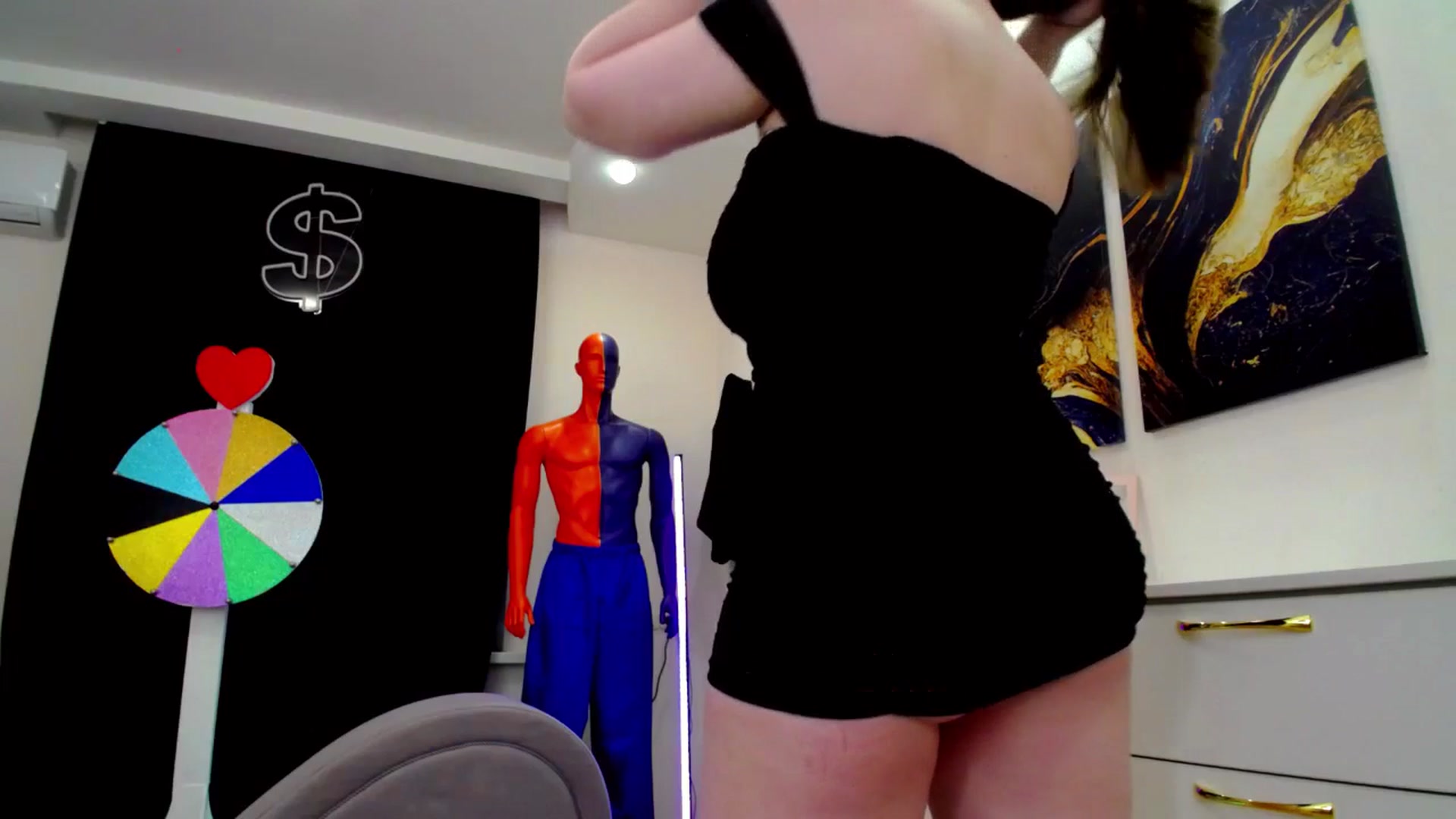 Gallery image thumbnail from AdmireMyEyes's myfreecams stream on, 03/21/2025, 07:46 image 9 of 20