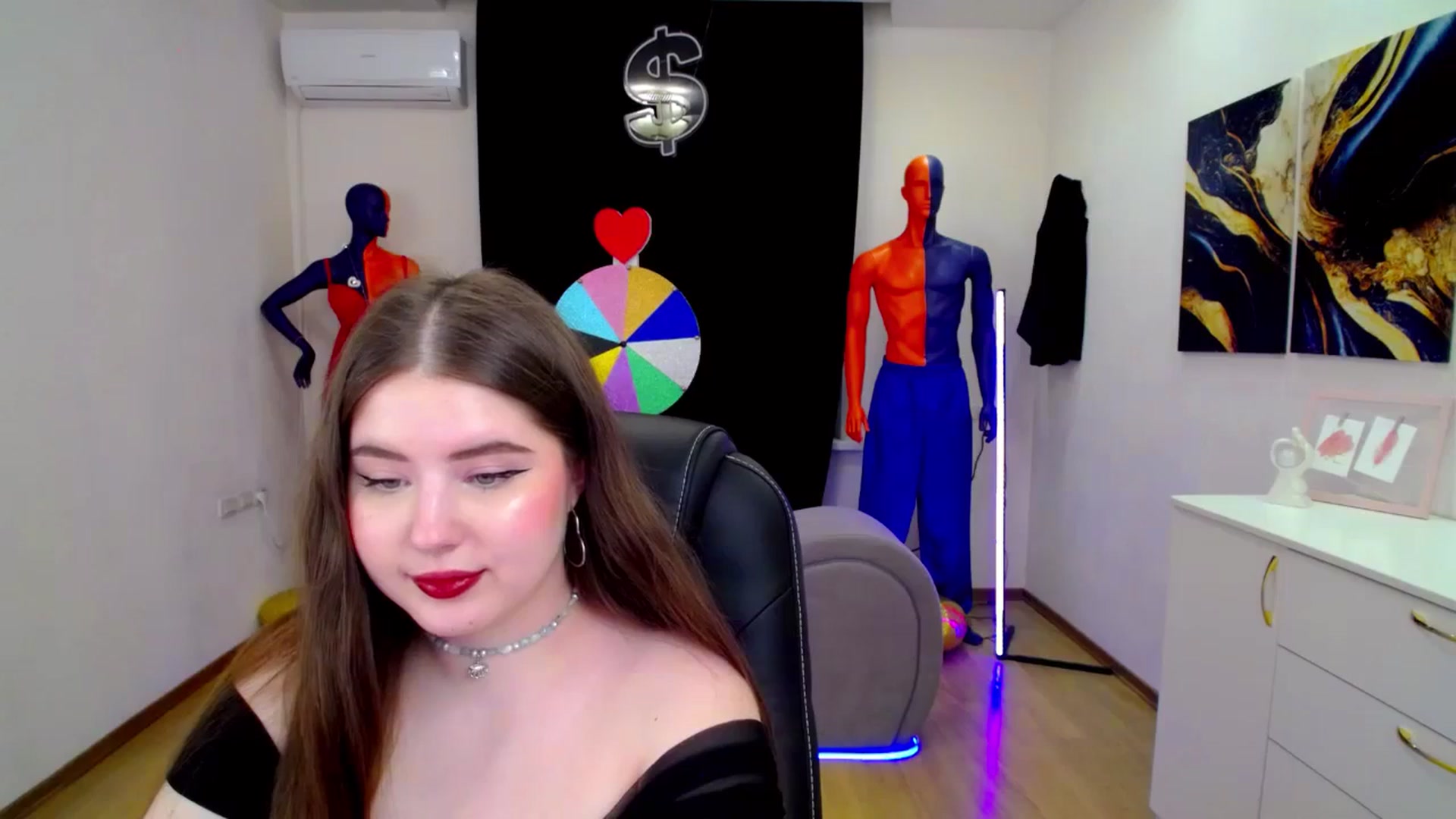 Gallery image thumbnail from AdmireMyEyes's myfreecams stream on, 03/21/2025, 08:22 image 9 of 20
