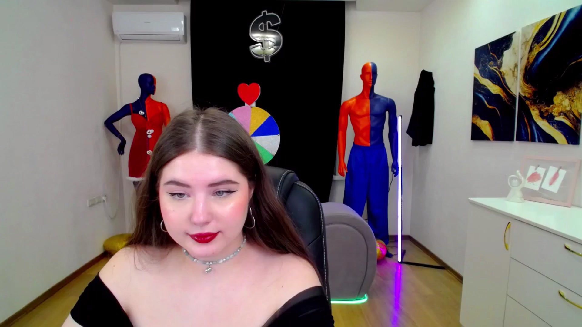 Gallery image thumbnail from AdmireMyEyes's myfreecams stream on, 03/21/2025, 08:22 image 3 of 20