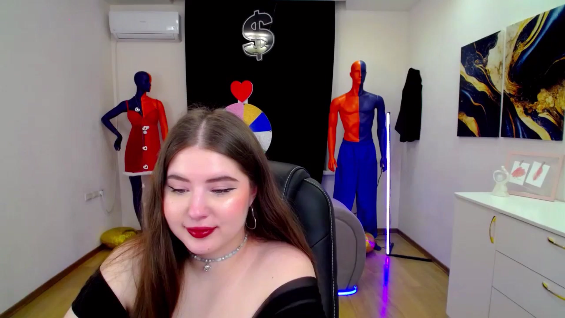 Gallery image thumbnail from AdmireMyEyes's myfreecams stream on, 03/21/2025, 08:22 image 11 of 20