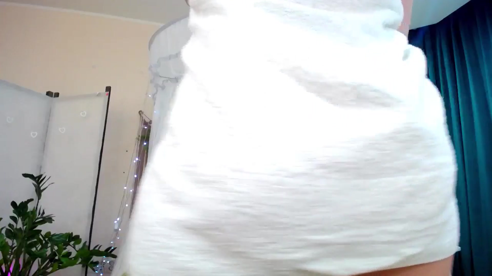 Gallery image thumbnail from AdmireMyEyes's myfreecams stream on, 03/22/2025, 09:49 image 11 of 20