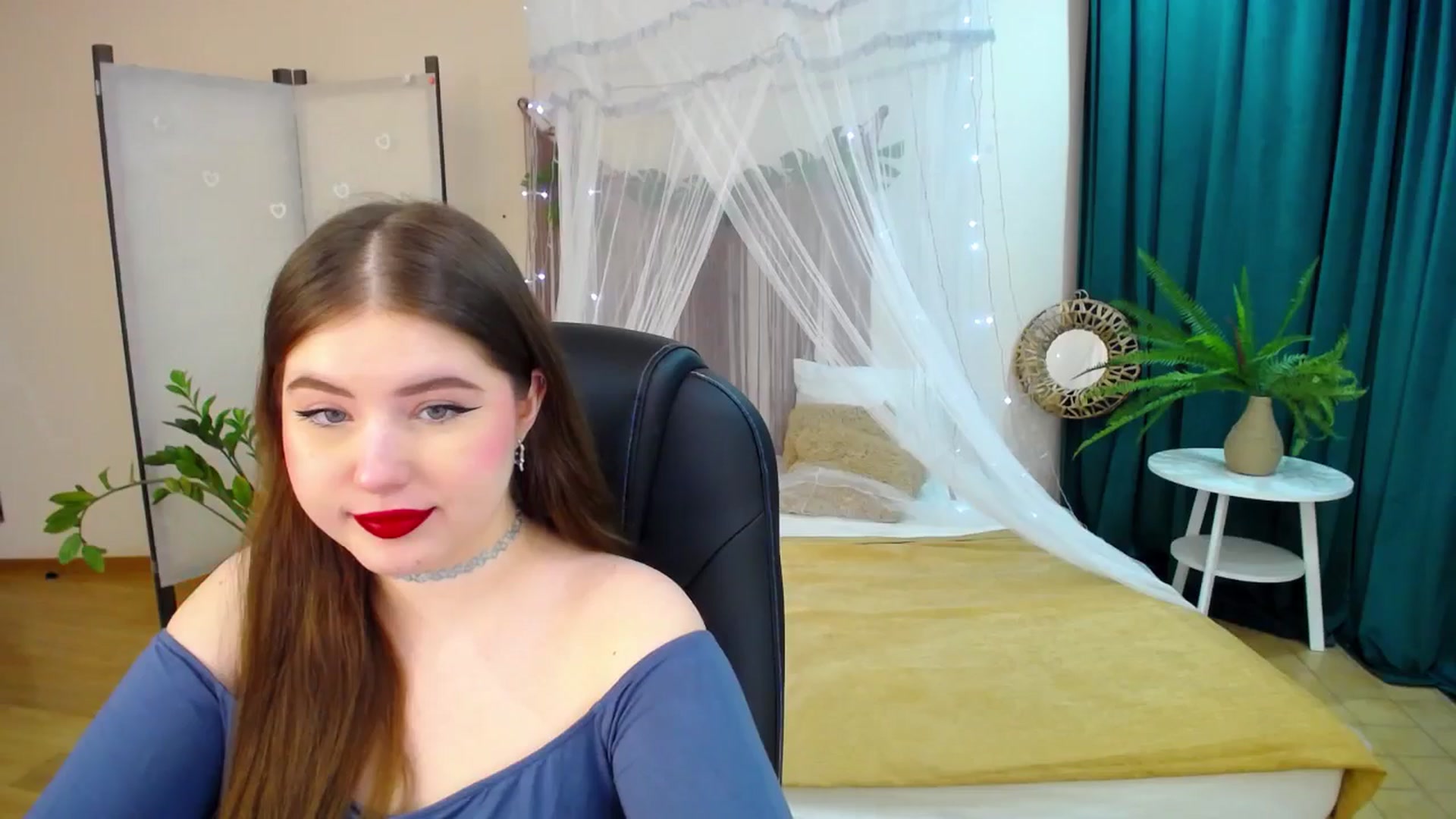 Gallery image thumbnail from AdmireMyEyes's myfreecams stream on, 03/24/2025, 18:37 image 20 of 20