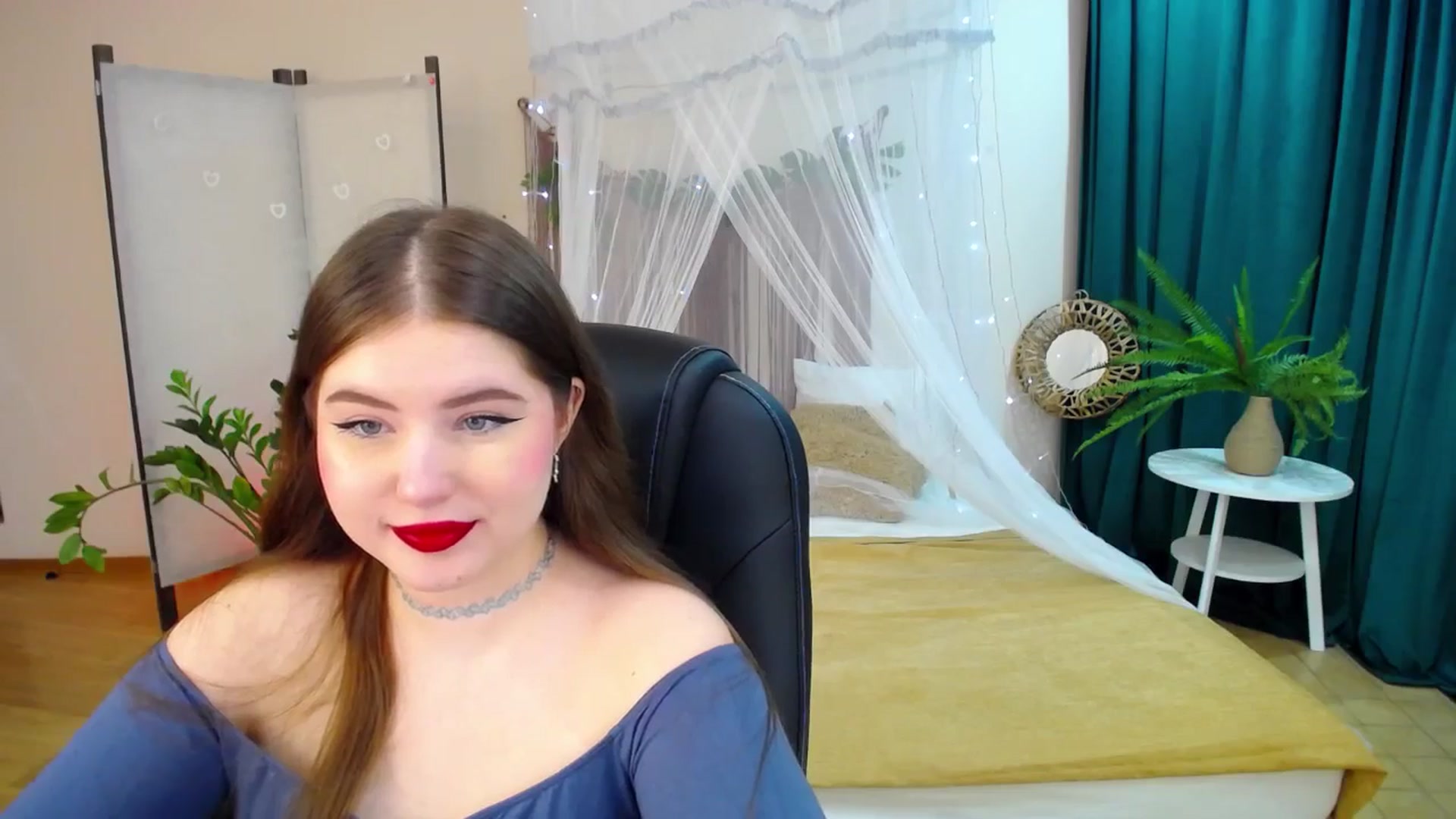Gallery image thumbnail from AdmireMyEyes's myfreecams stream on, 03/24/2025, 19:29 image 6 of 20