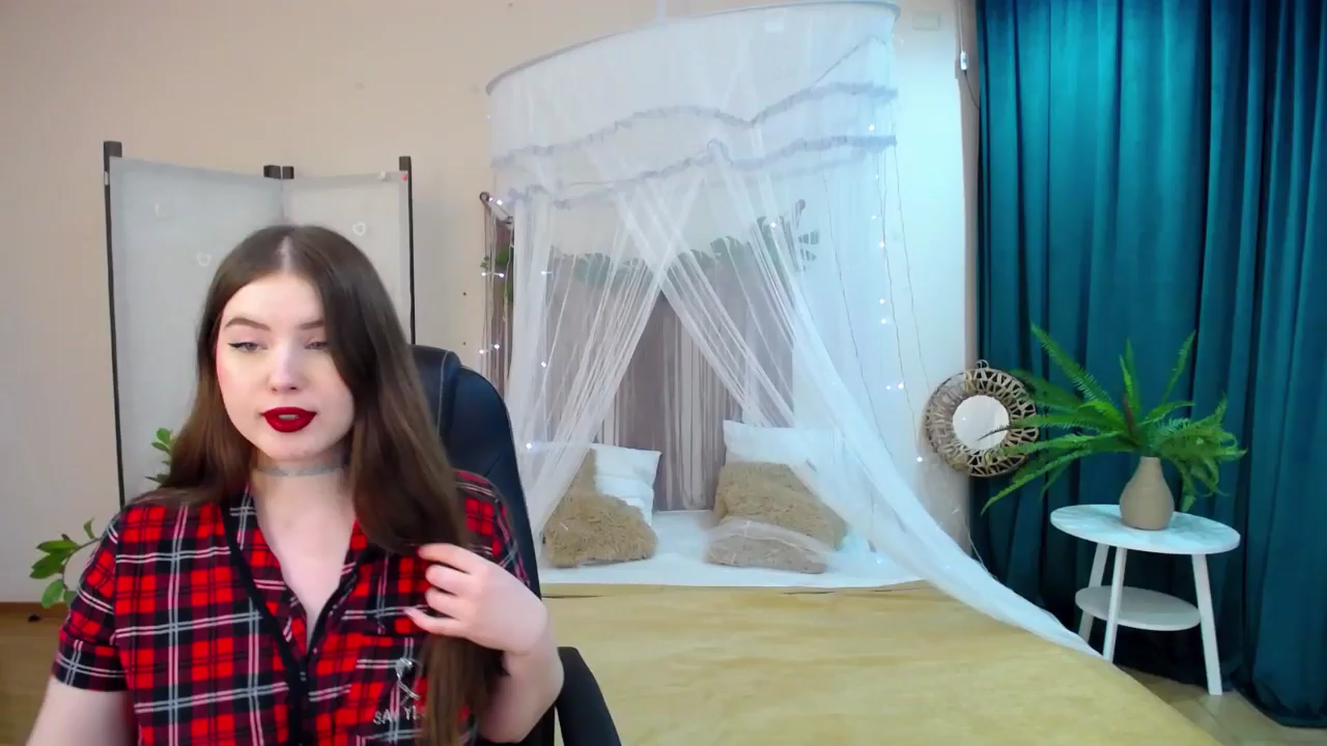 Gallery image thumbnail from AdmireMyEyes's myfreecams stream on, 03/24/2025, 20:41 image 10 of 20