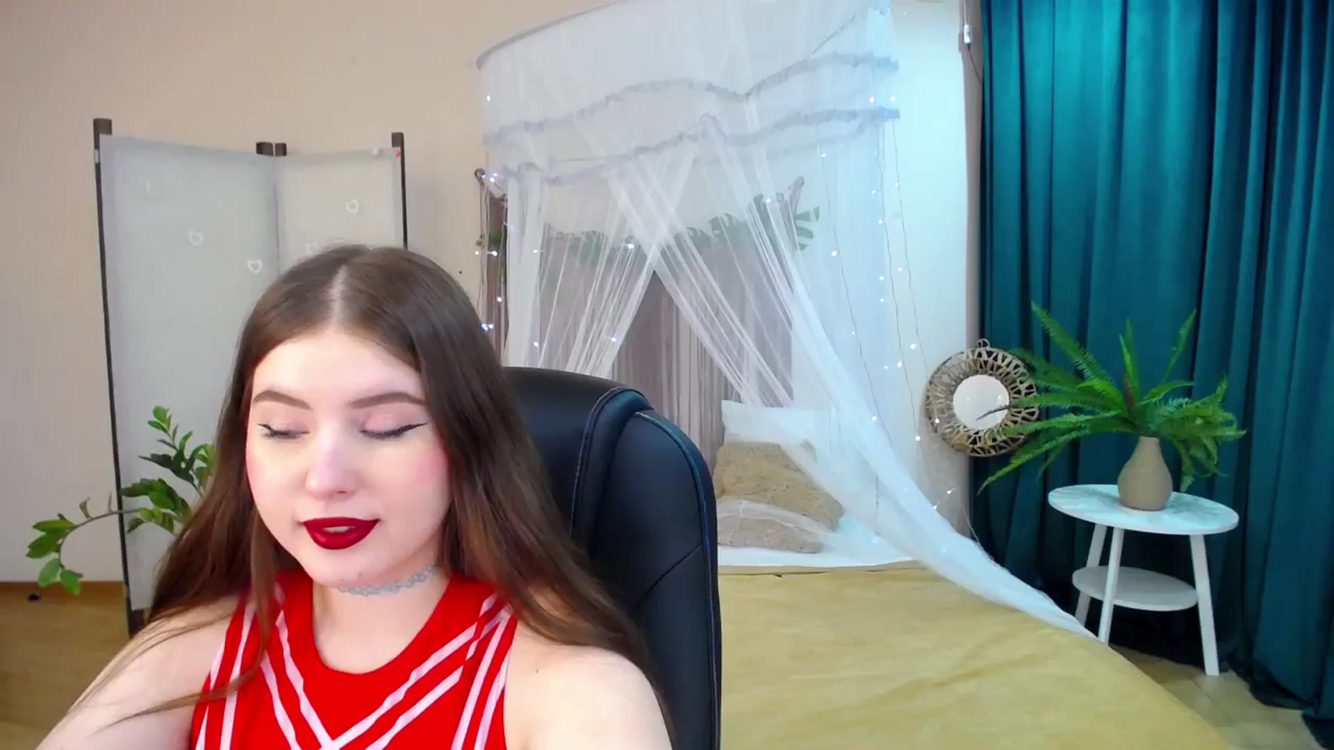 Gallery image thumbnail from AdmireMyEyes's myfreecams stream on, 03/24/2025, 23:50 image 17 of 20