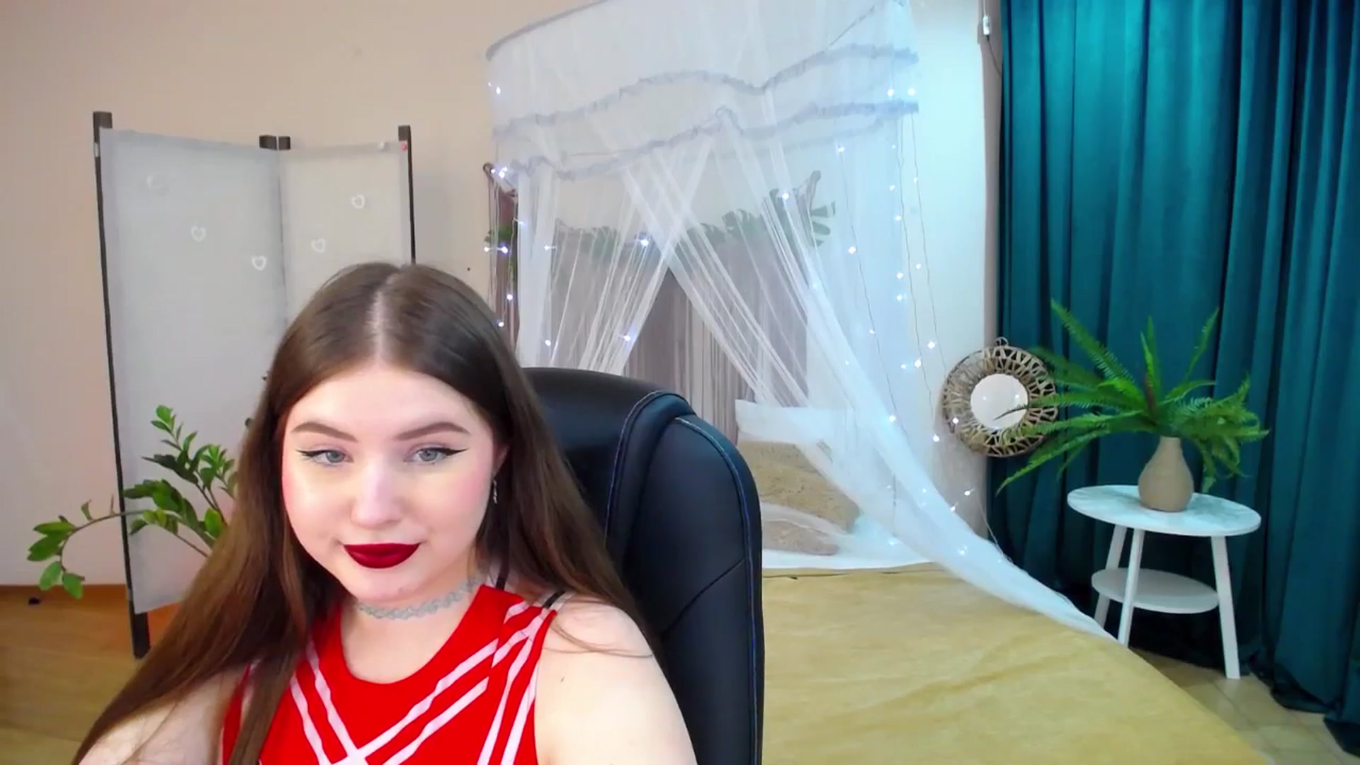 Gallery image thumbnail from AdmireMyEyes's myfreecams stream on, 03/25/2025, 24:37 image 13 of 20