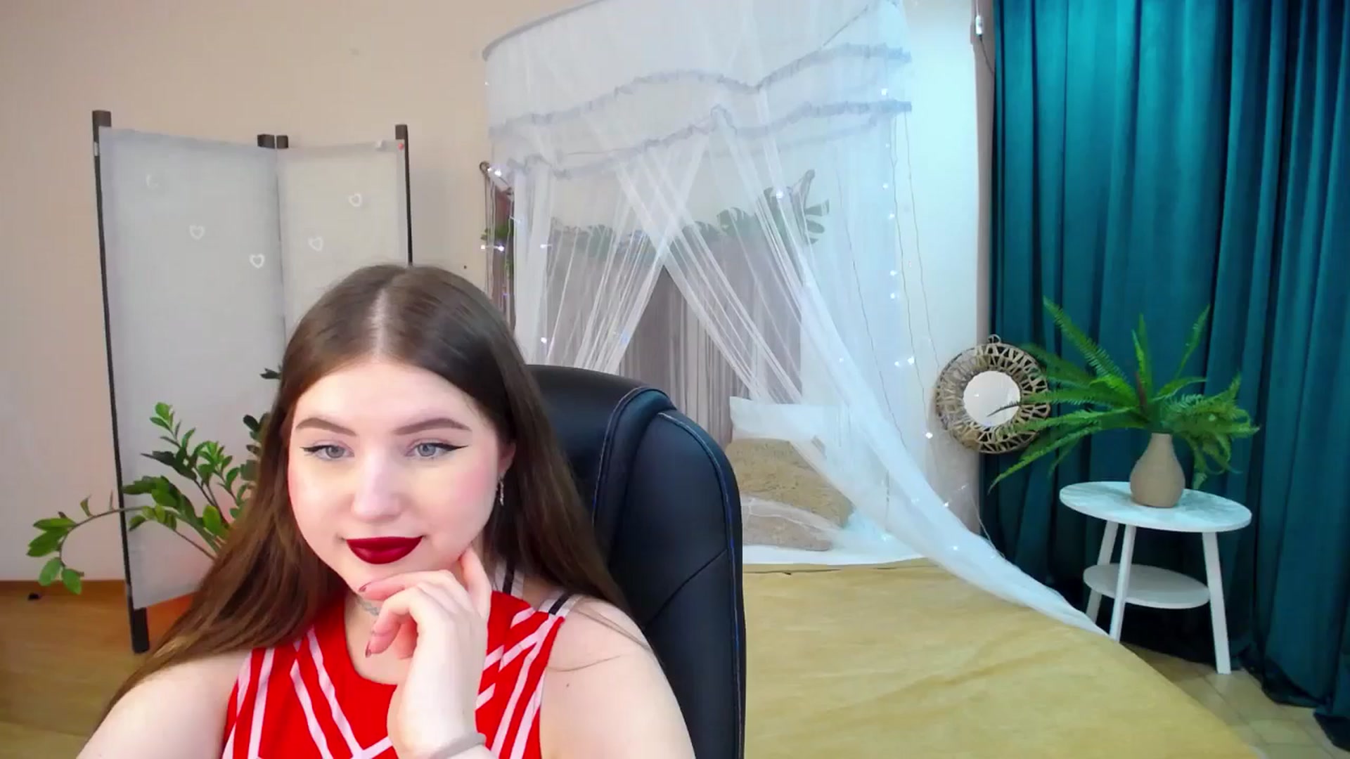 Gallery image thumbnail from AdmireMyEyes's myfreecams stream on, 03/25/2025, 24:37 image 20 of 20