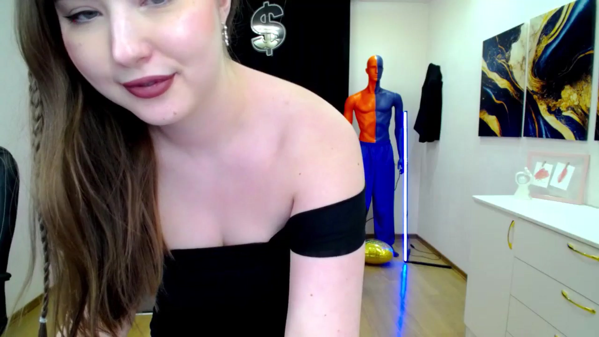 Gallery image thumbnail from AdmireMyEyes's myfreecams stream on, 03/25/2025, 22:57 image 15 of 20