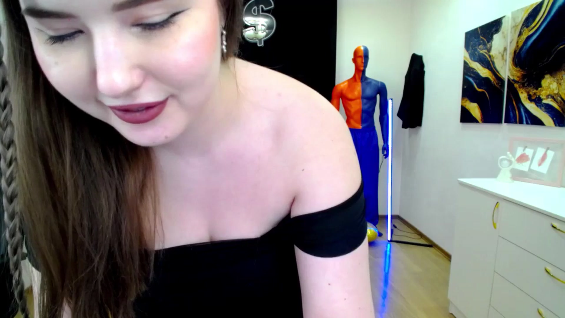 Gallery image thumbnail from AdmireMyEyes's myfreecams stream on, 03/25/2025, 22:57 image 11 of 20