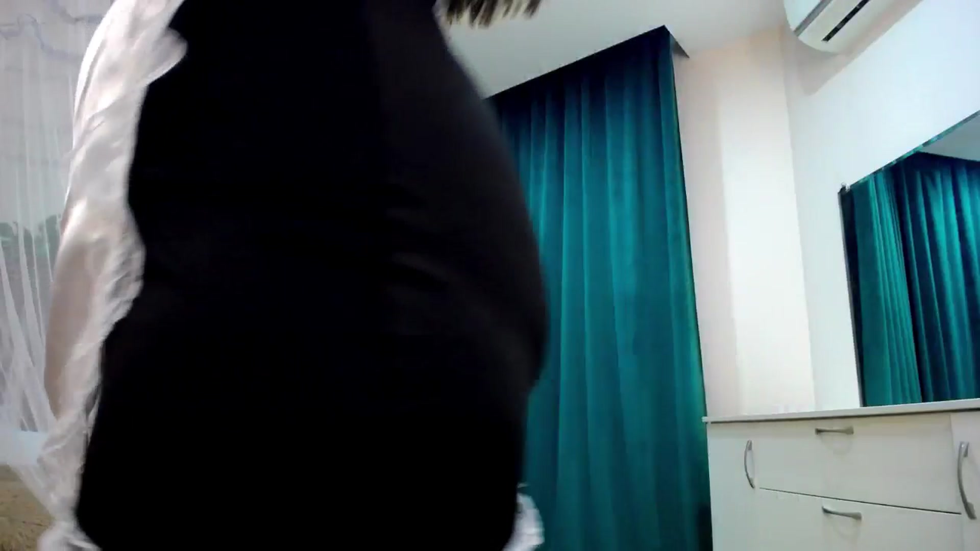 Gallery image thumbnail from AdmireMyEyes's myfreecams stream on, 03/26/2025, 21:08 image 16 of 20