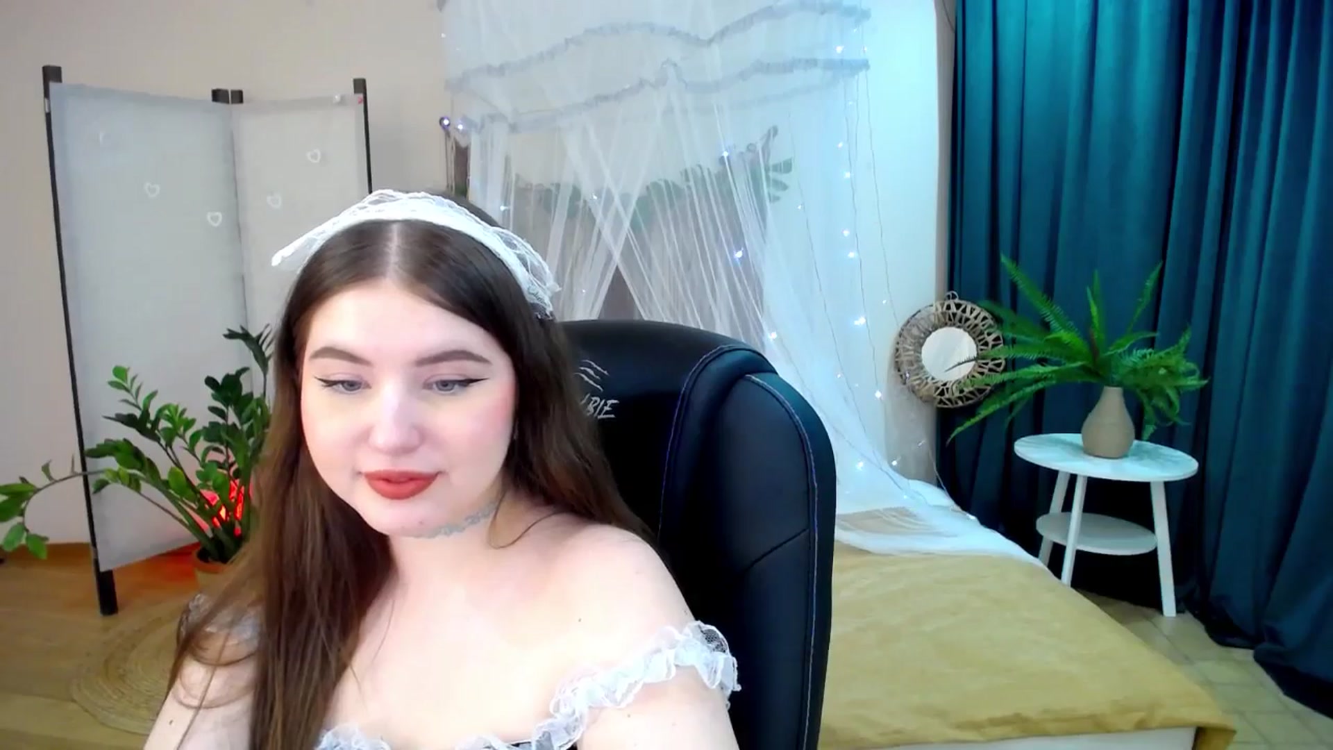 Gallery image thumbnail from AdmireMyEyes's myfreecams stream on, 03/26/2025, 21:08 image 20 of 20