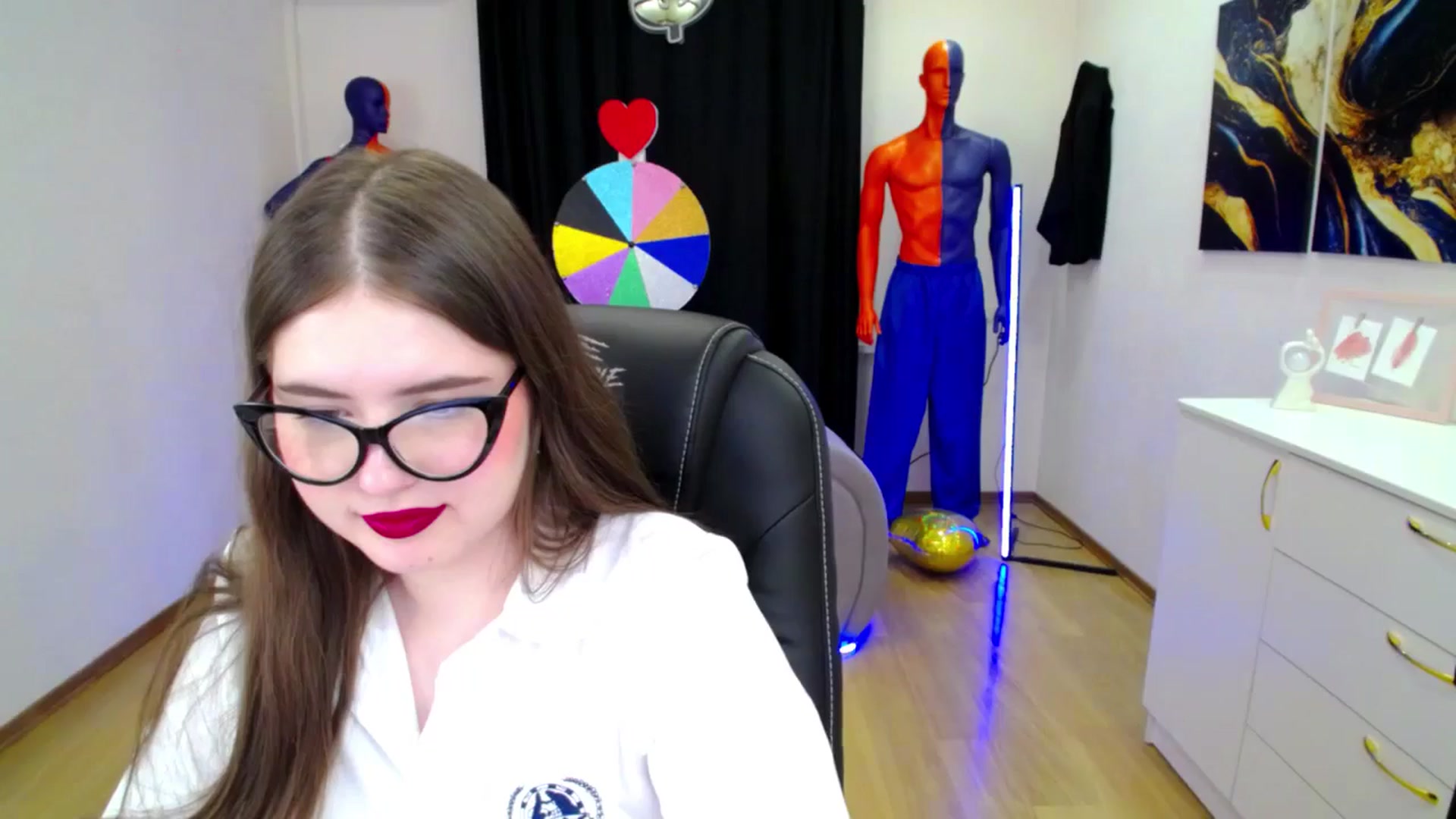 Gallery image thumbnail from AdmireMyEyes's myfreecams stream on, 03/28/2025, 09:47 image 20 of 20