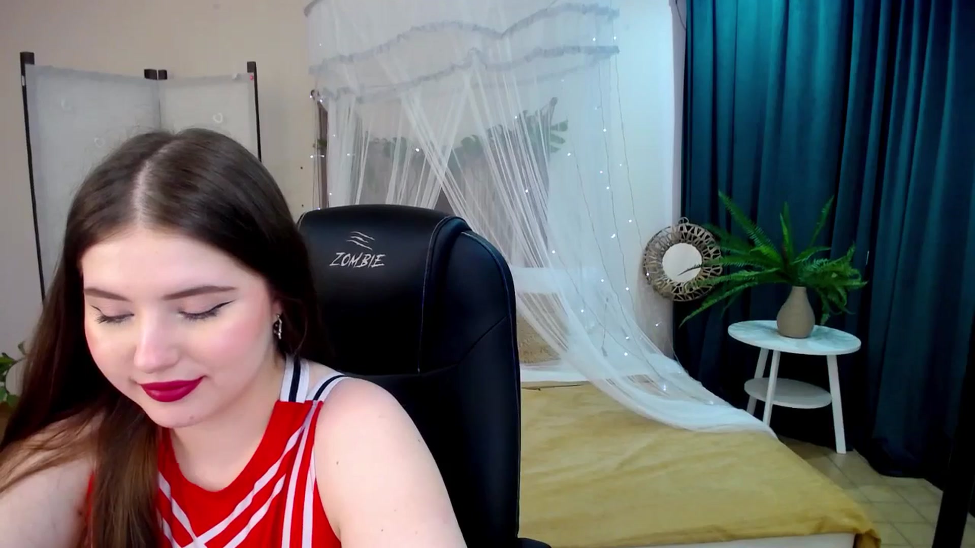 Gallery image thumbnail from AdmireMyEyes's myfreecams stream on, 03/29/2025, 09:27 image 19 of 20