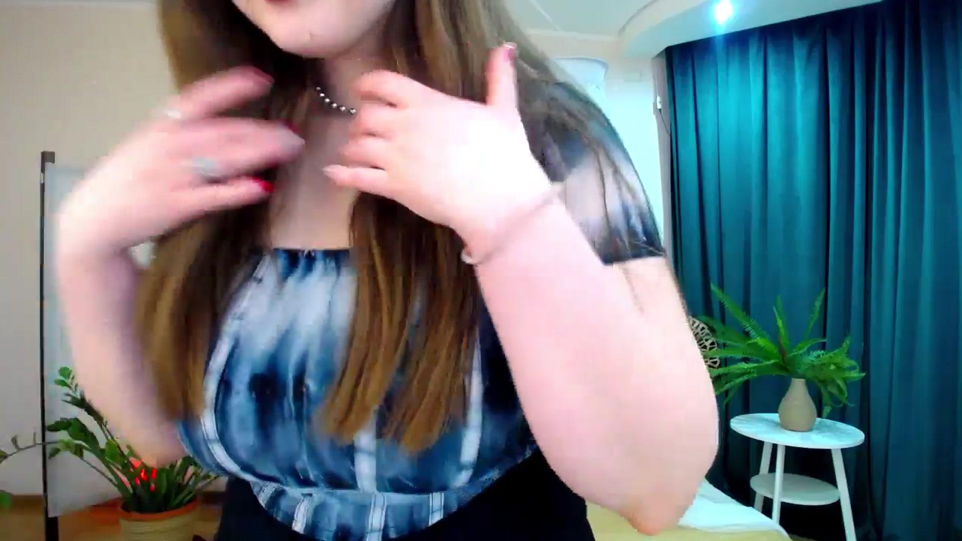 Gallery image thumbnail from AdmireMyEyes's myfreecams stream on, 03/30/2025, 06:56 image 5 of 20