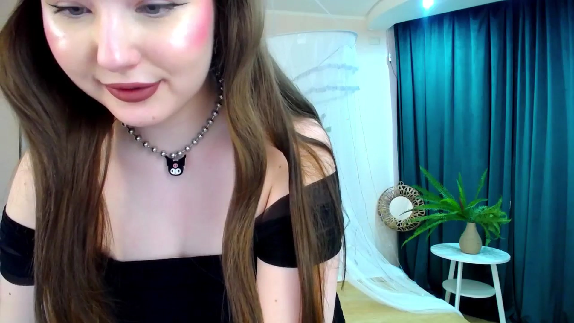 Gallery image thumbnail from AdmireMyEyes's myfreecams stream on, 03/30/2025, 07:47 image 15 of 20