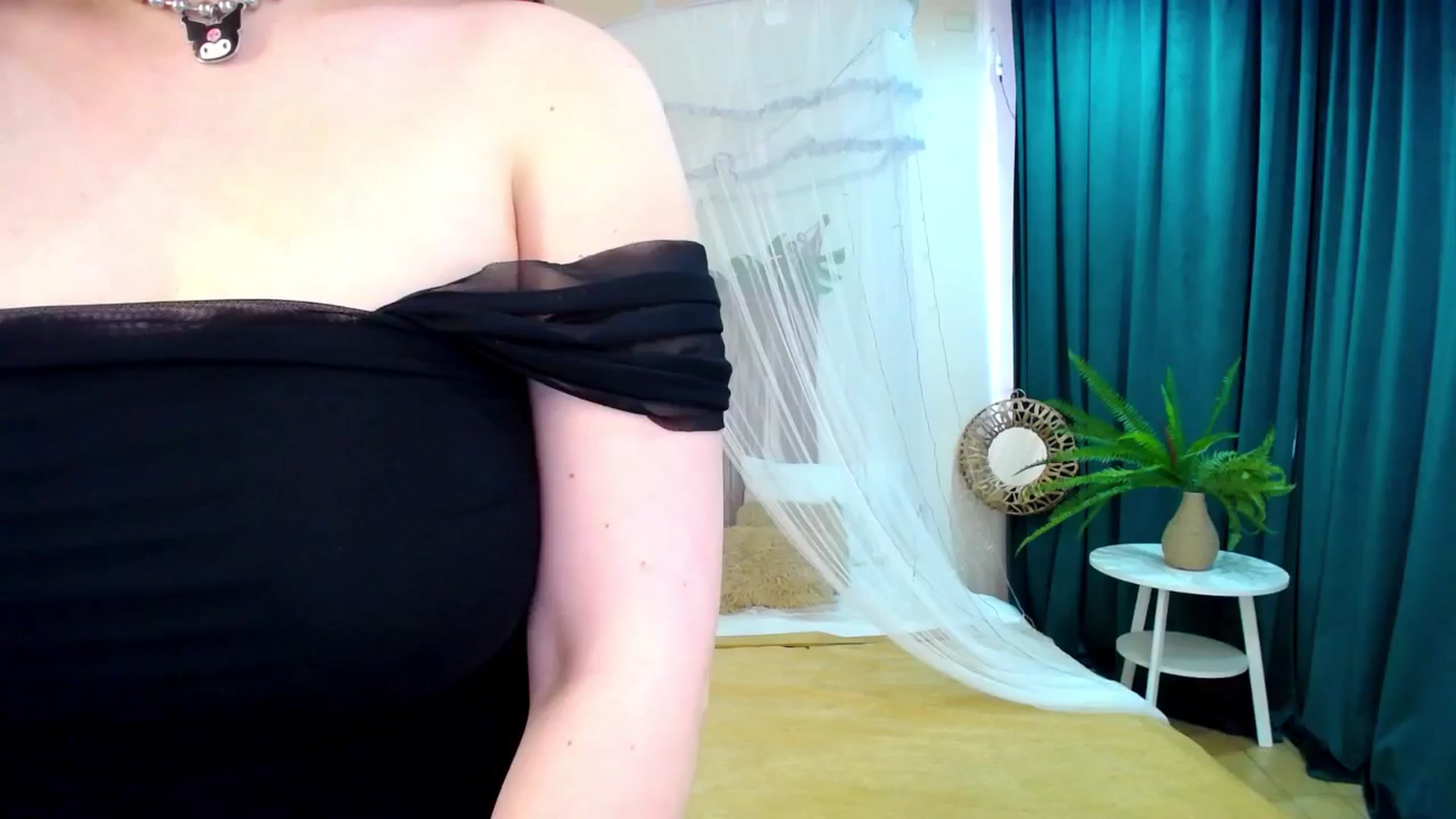 Gallery image thumbnail from AdmireMyEyes's myfreecams stream on, 03/30/2025, 09:29 image 14 of 20