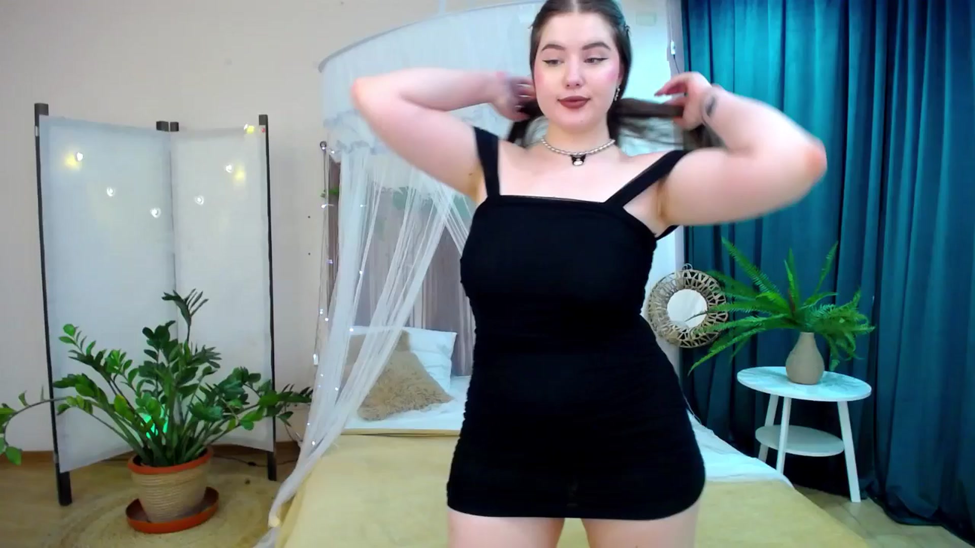 Gallery image thumbnail from AdmireMyEyes's myfreecams stream on, 03/30/2025, 09:29 image 1 of 20