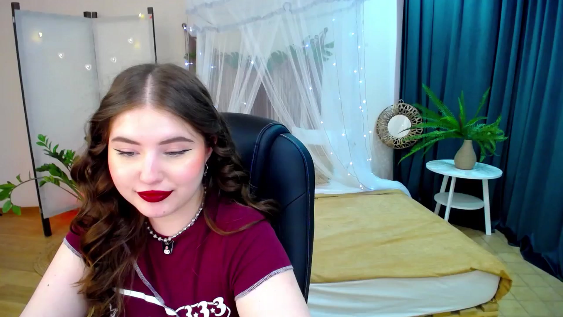 Gallery image thumbnail from AdmireMyEyes's myfreecams stream on, 04/01/2025, 07:38 image 1 of 20