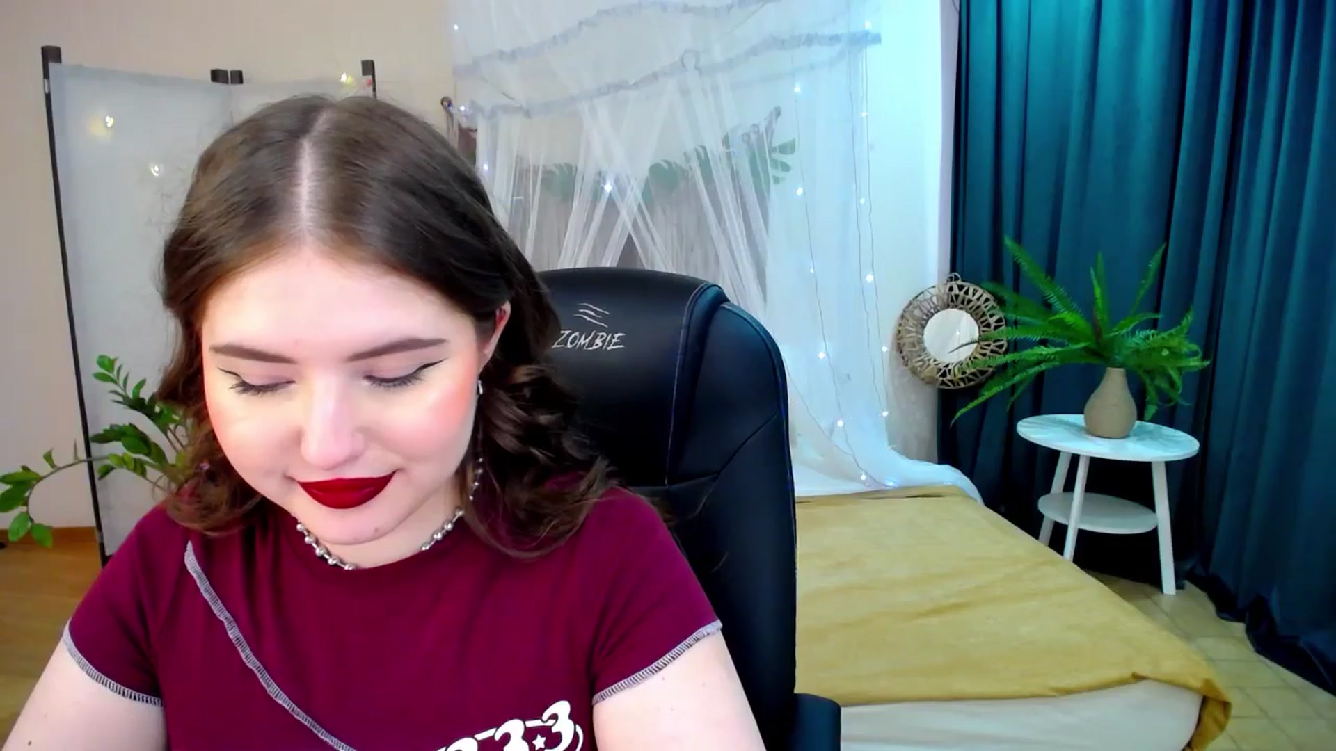Gallery image thumbnail from AdmireMyEyes's myfreecams stream on, 04/01/2025, 09:47 image 18 of 20