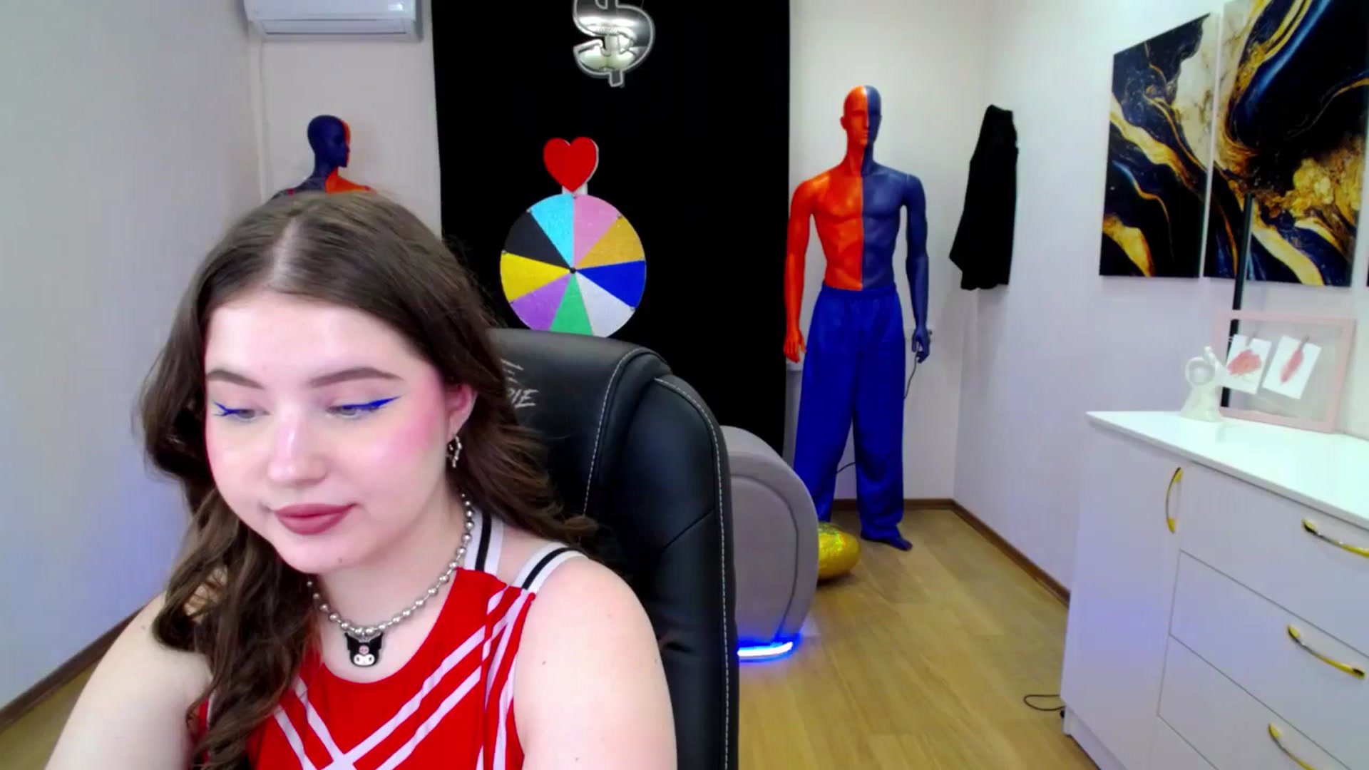 Gallery image thumbnail from AdmireMyEyes's myfreecams stream on, 04/02/2025, 06:35 image 5 of 20