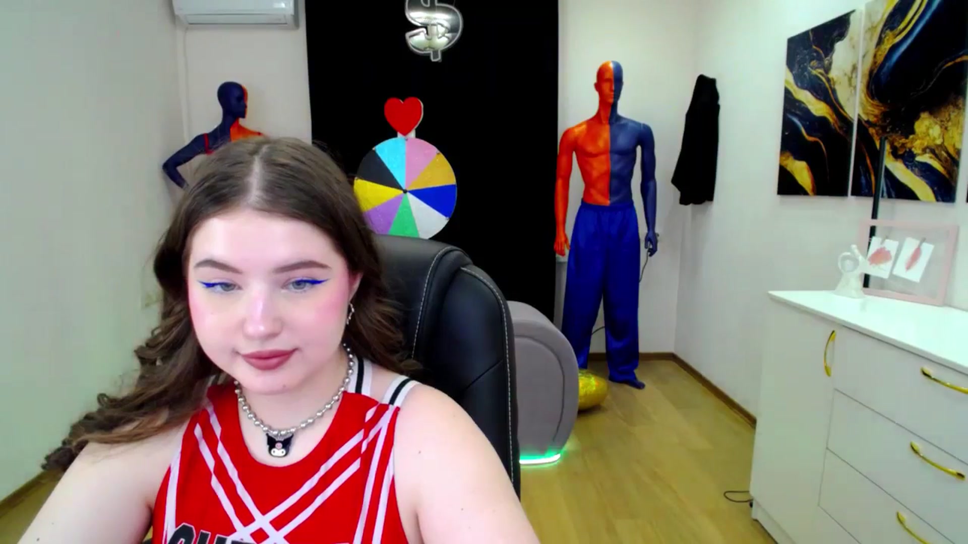 Gallery image thumbnail from AdmireMyEyes's myfreecams stream on, 04/02/2025, 06:35 image 7 of 20