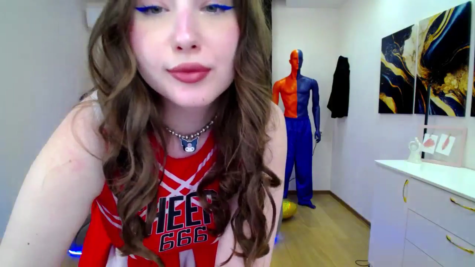 Gallery image thumbnail from AdmireMyEyes's myfreecams stream on, 04/02/2025, 07:47 image 11 of 20
